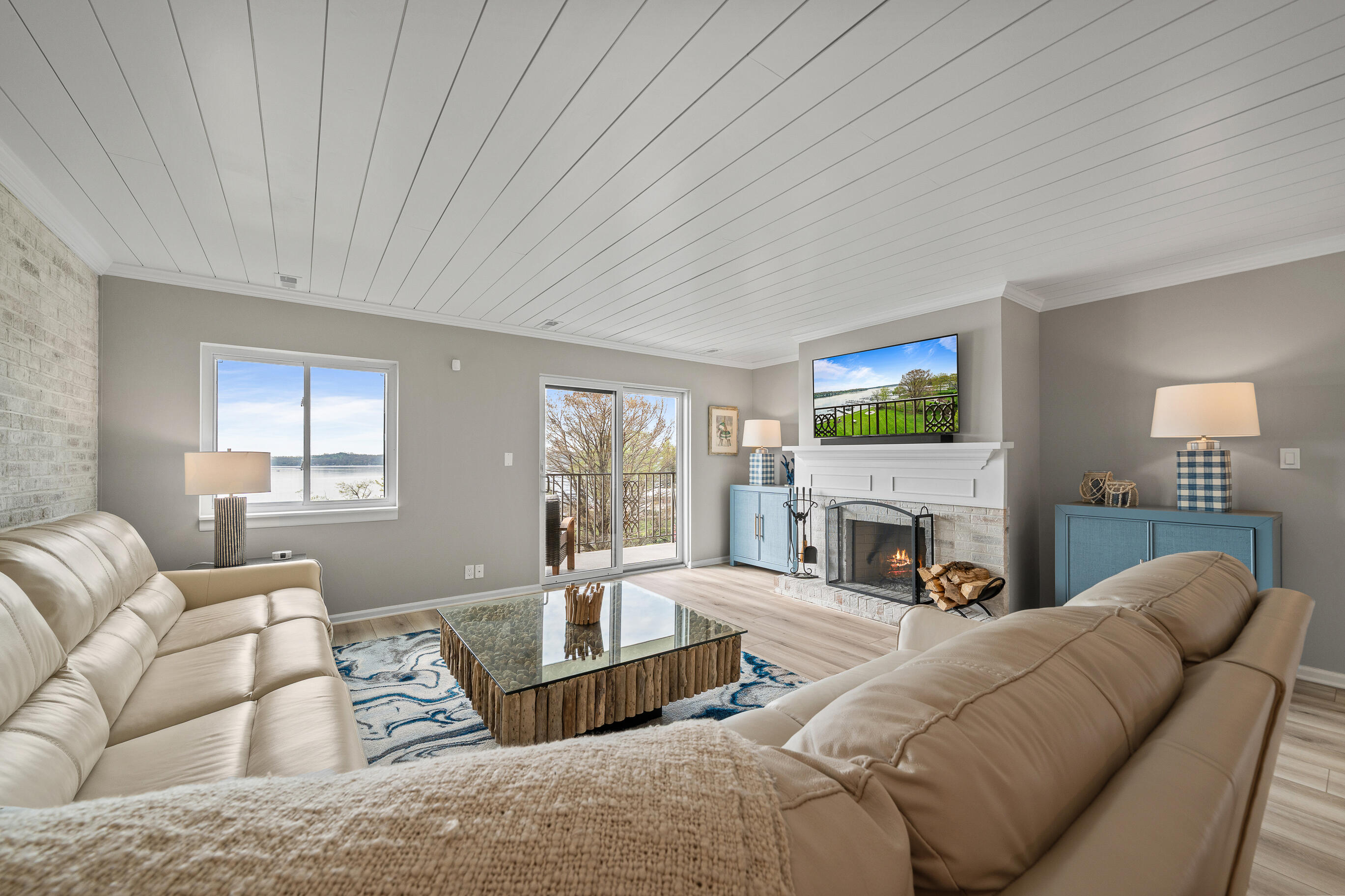 9 S Walworth Ave Unit: 603