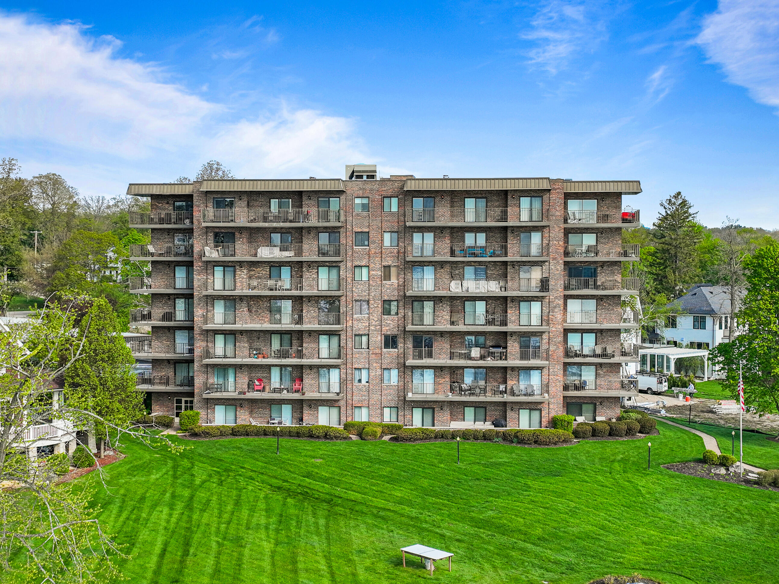 9 S Walworth Ave Unit: 603