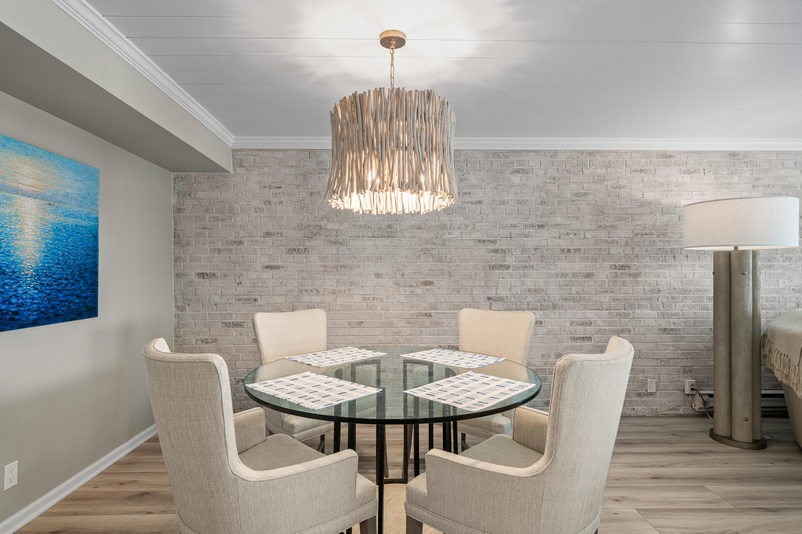 9 S Walworth Ave Unit: 603