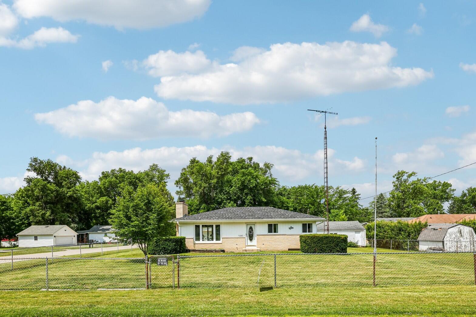 N1359 Moss Dr