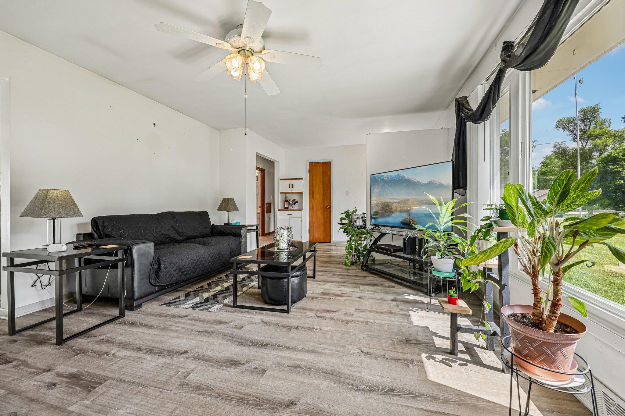 N1359 Moss Dr