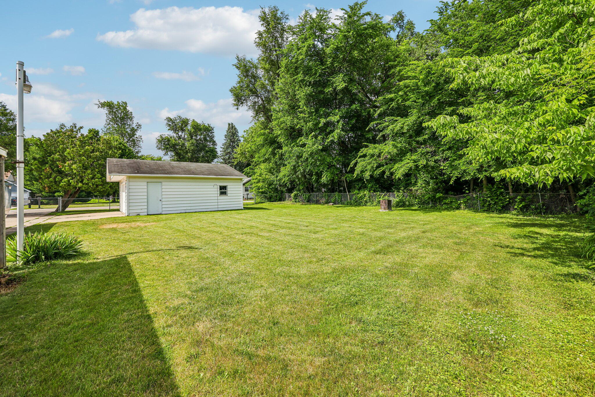 N1359 Moss Dr
