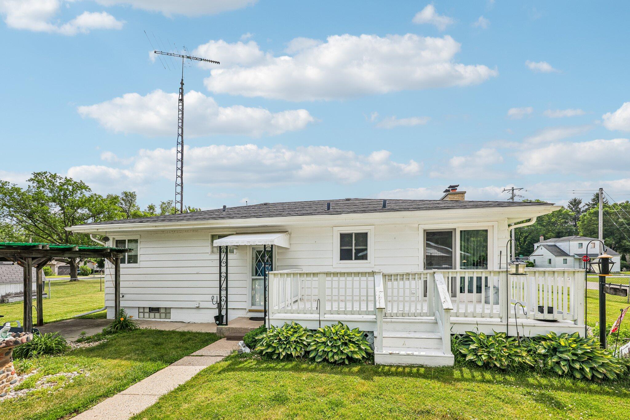 N1359 Moss Dr