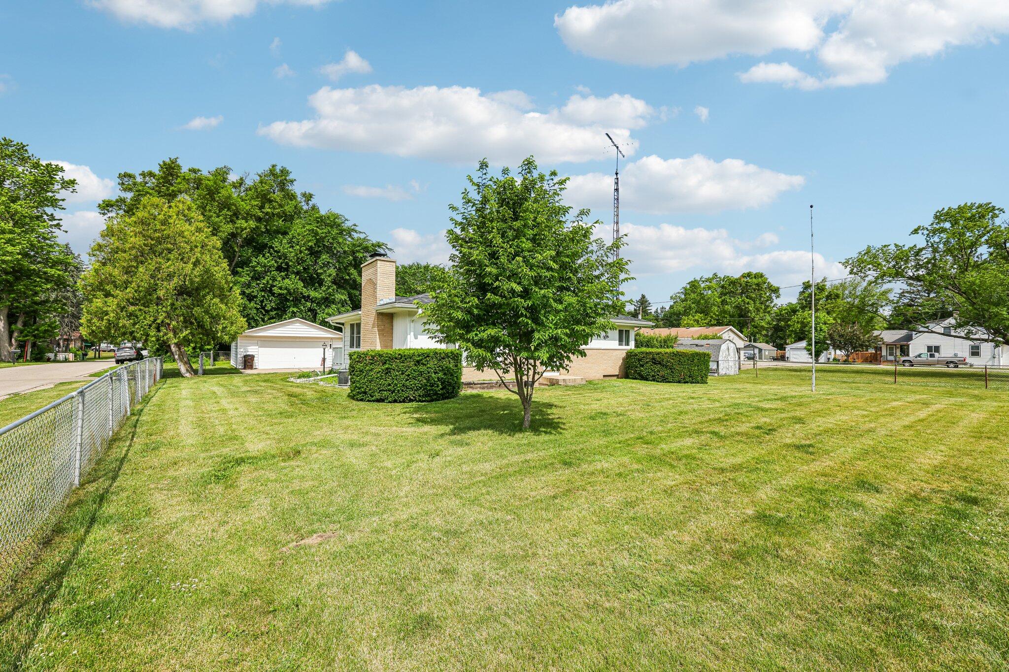 N1359 Moss Dr