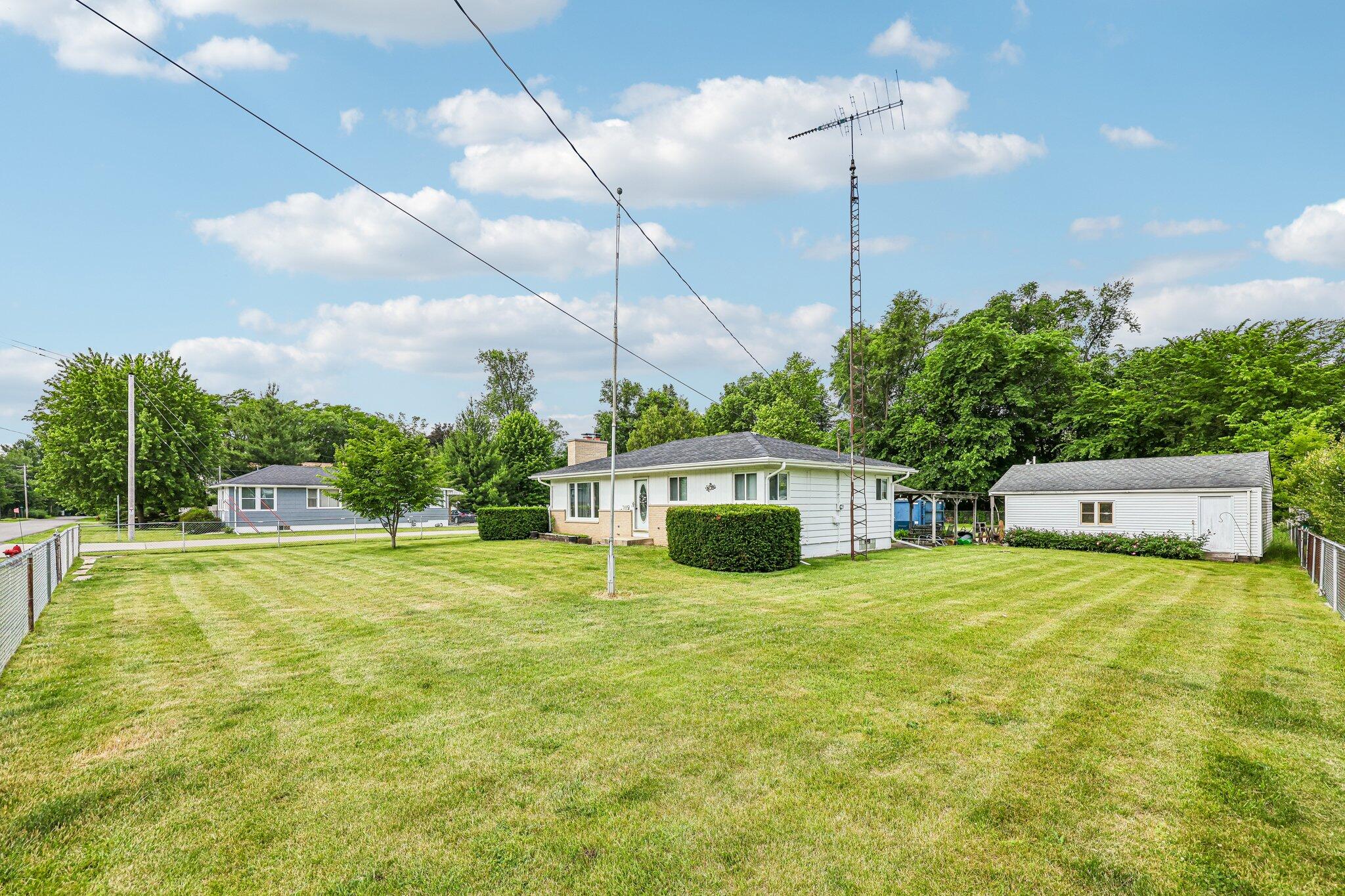 N1359 Moss Dr