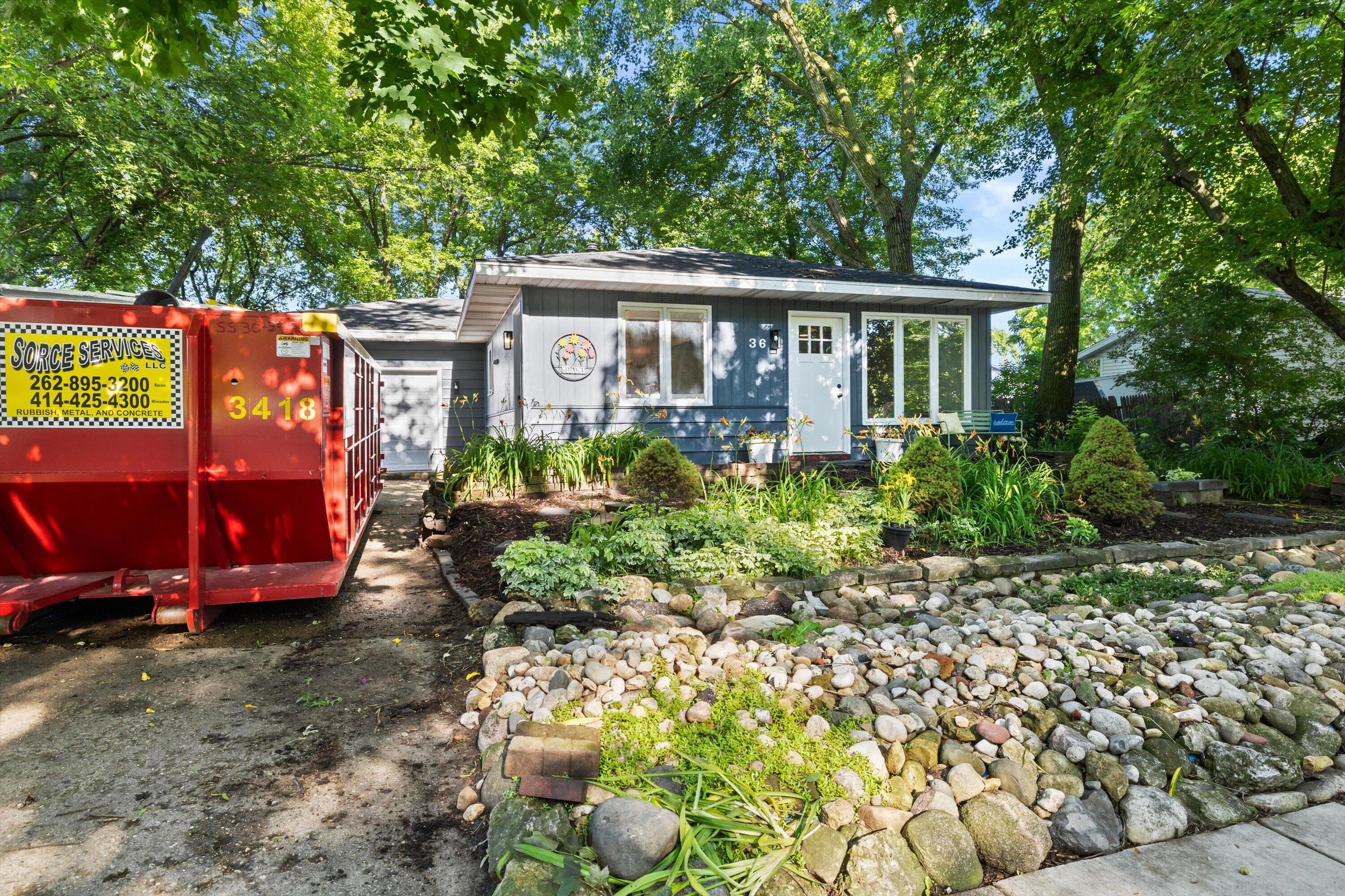 36 N Monica Dr