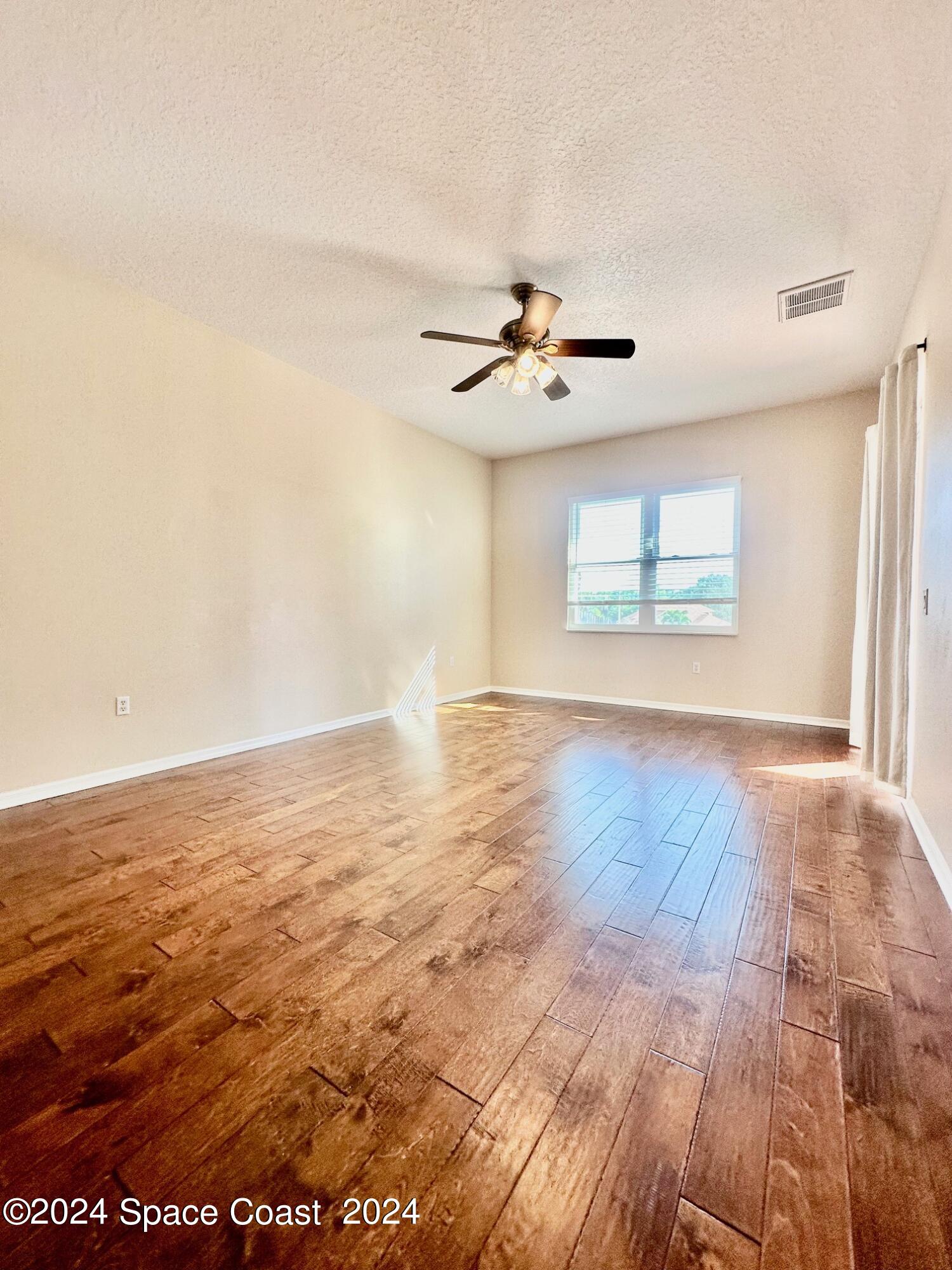 2558 Long Sandy Circle