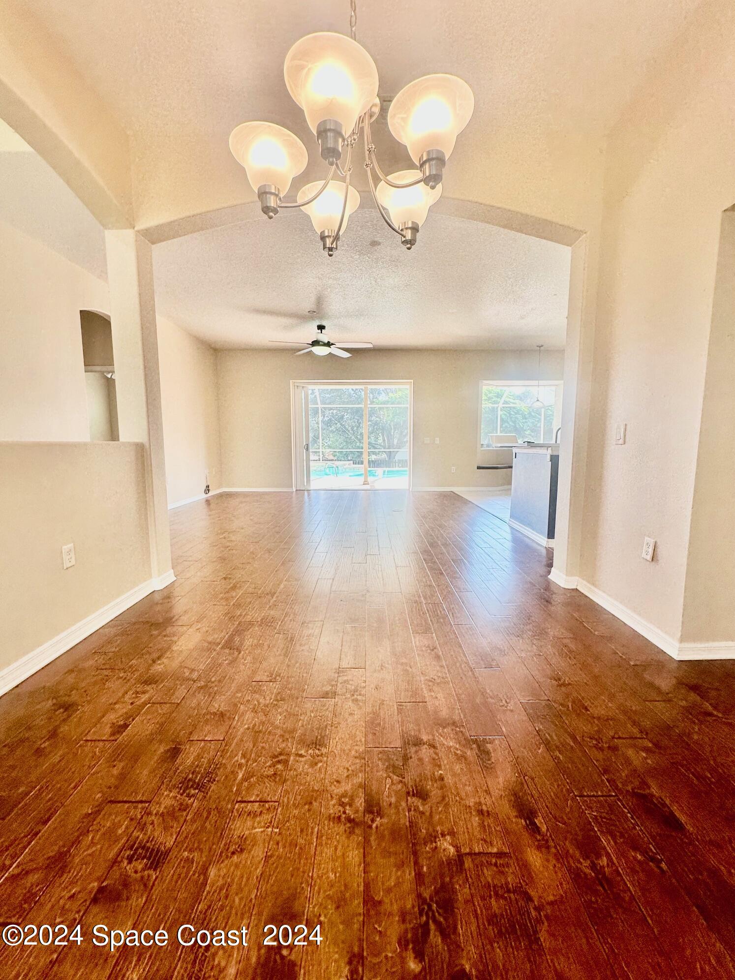 2558 Long Sandy Circle