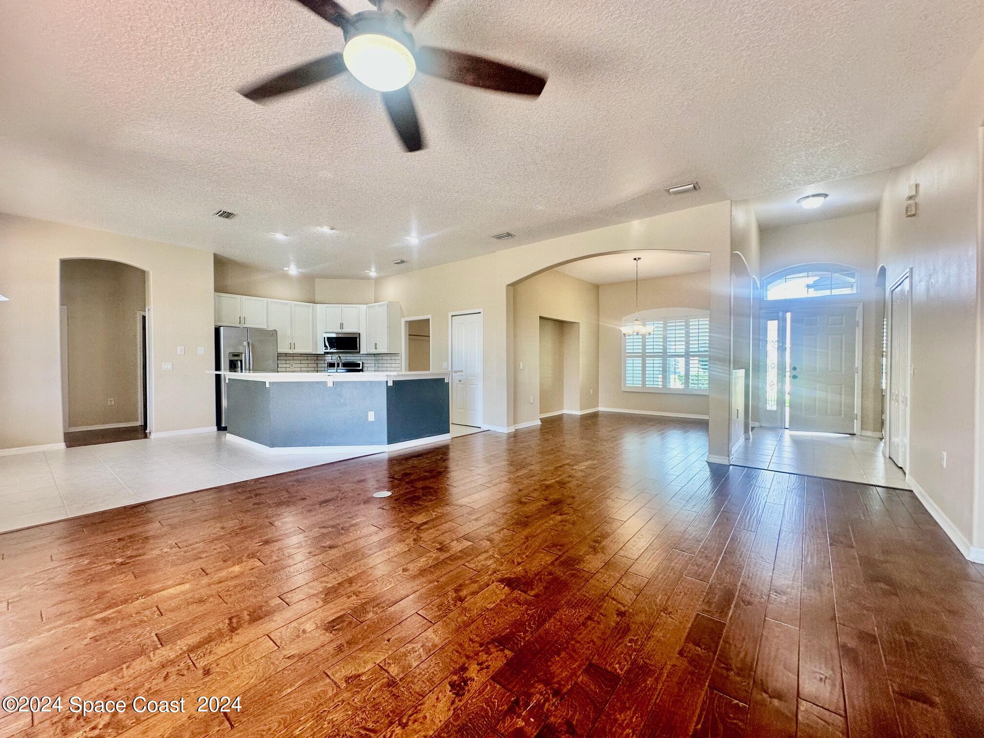 2558 Long Sandy Circle