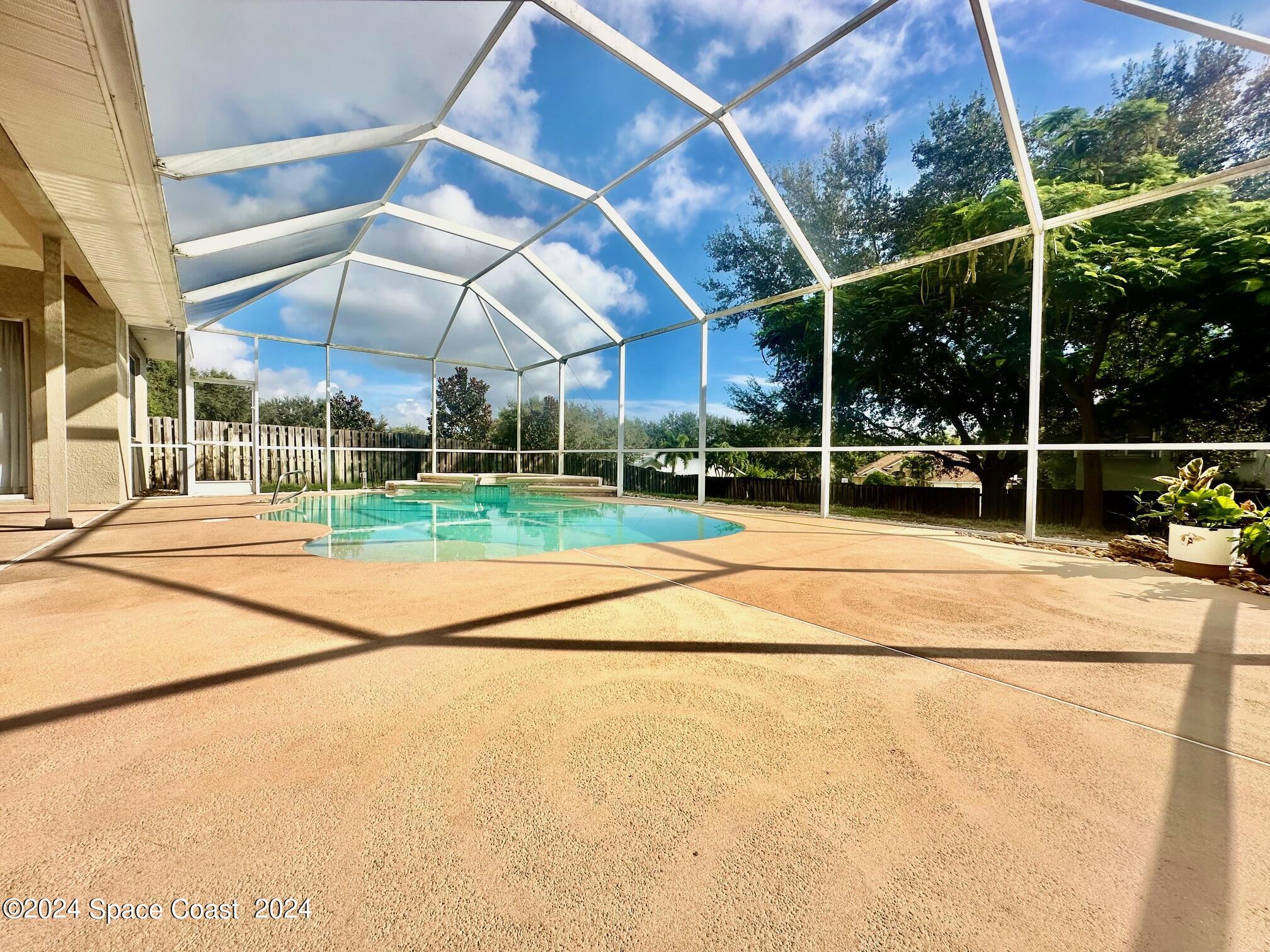 2558 Long Sandy Circle