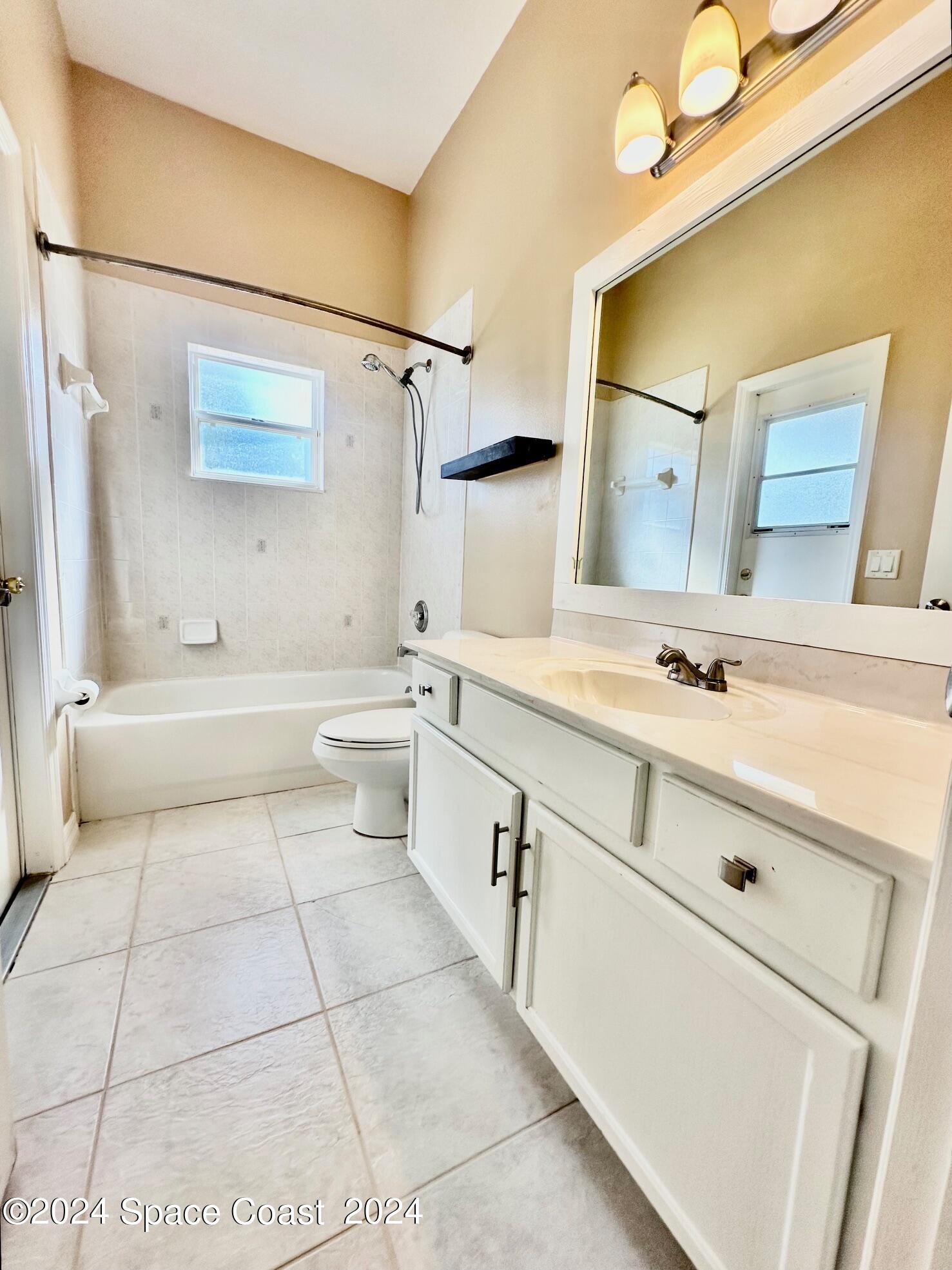 2558 Long Sandy Circle