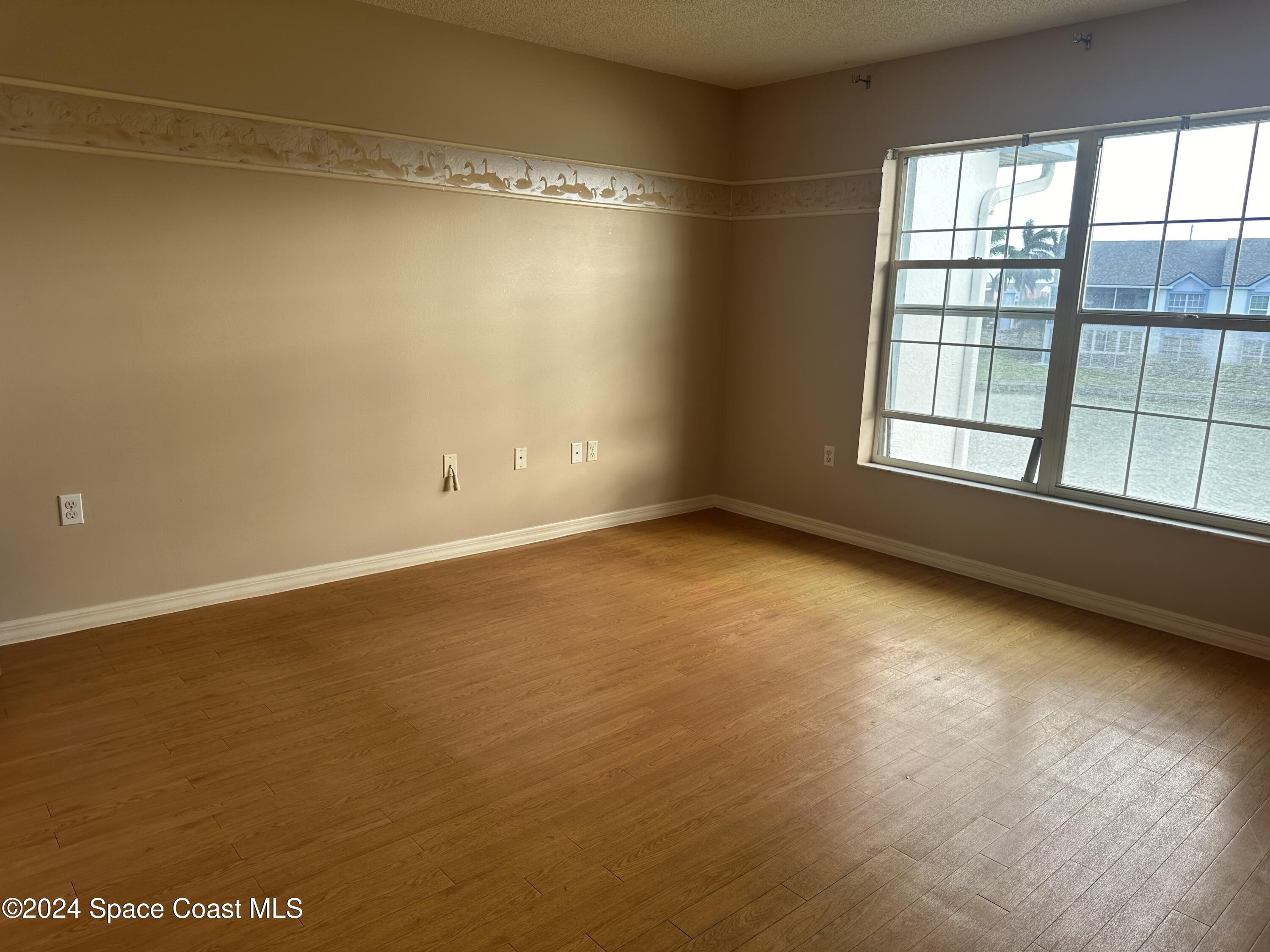 510 S Brevard Avenue, 124