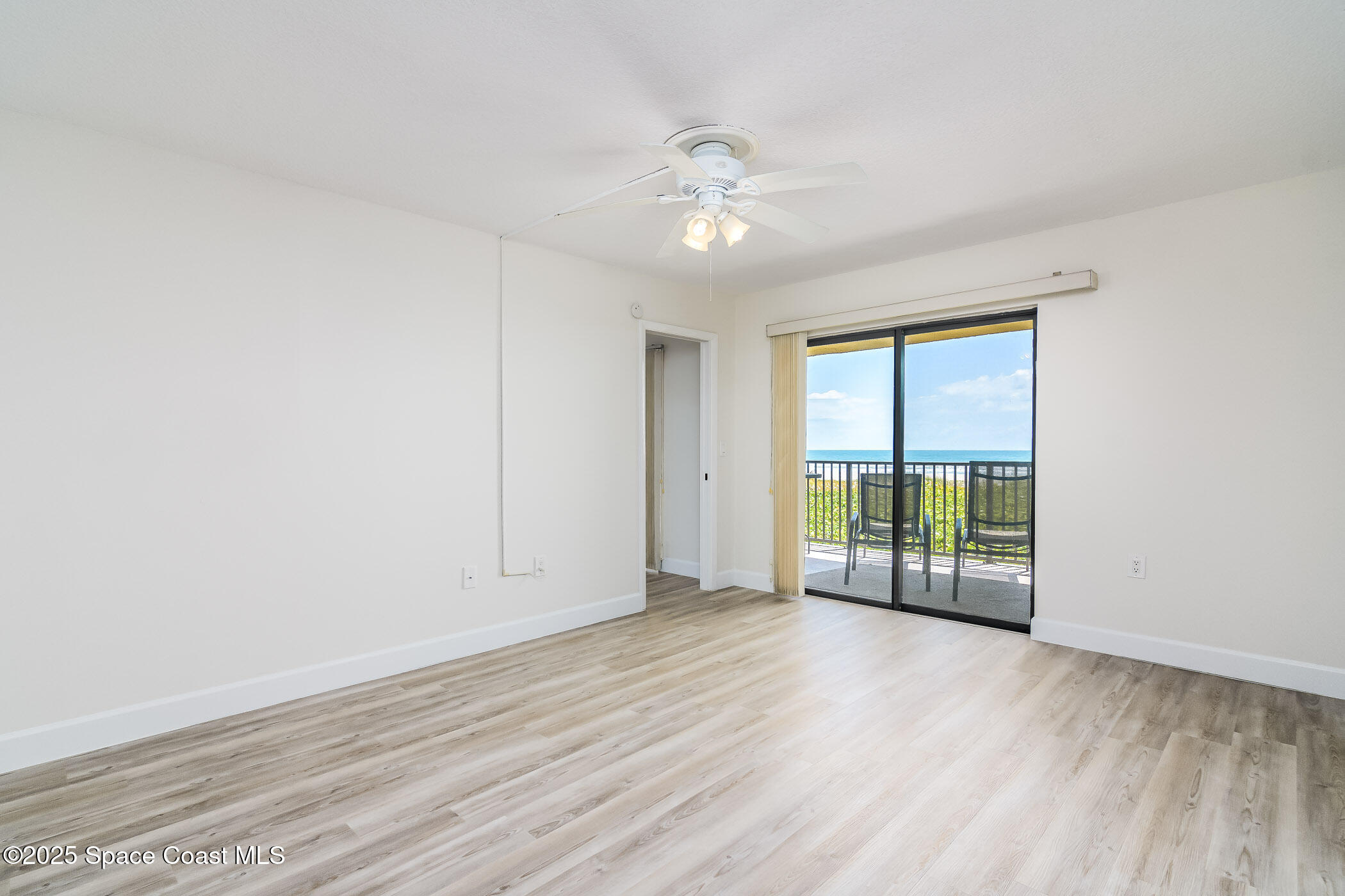 8496 Ridgewood Avenue, 3205