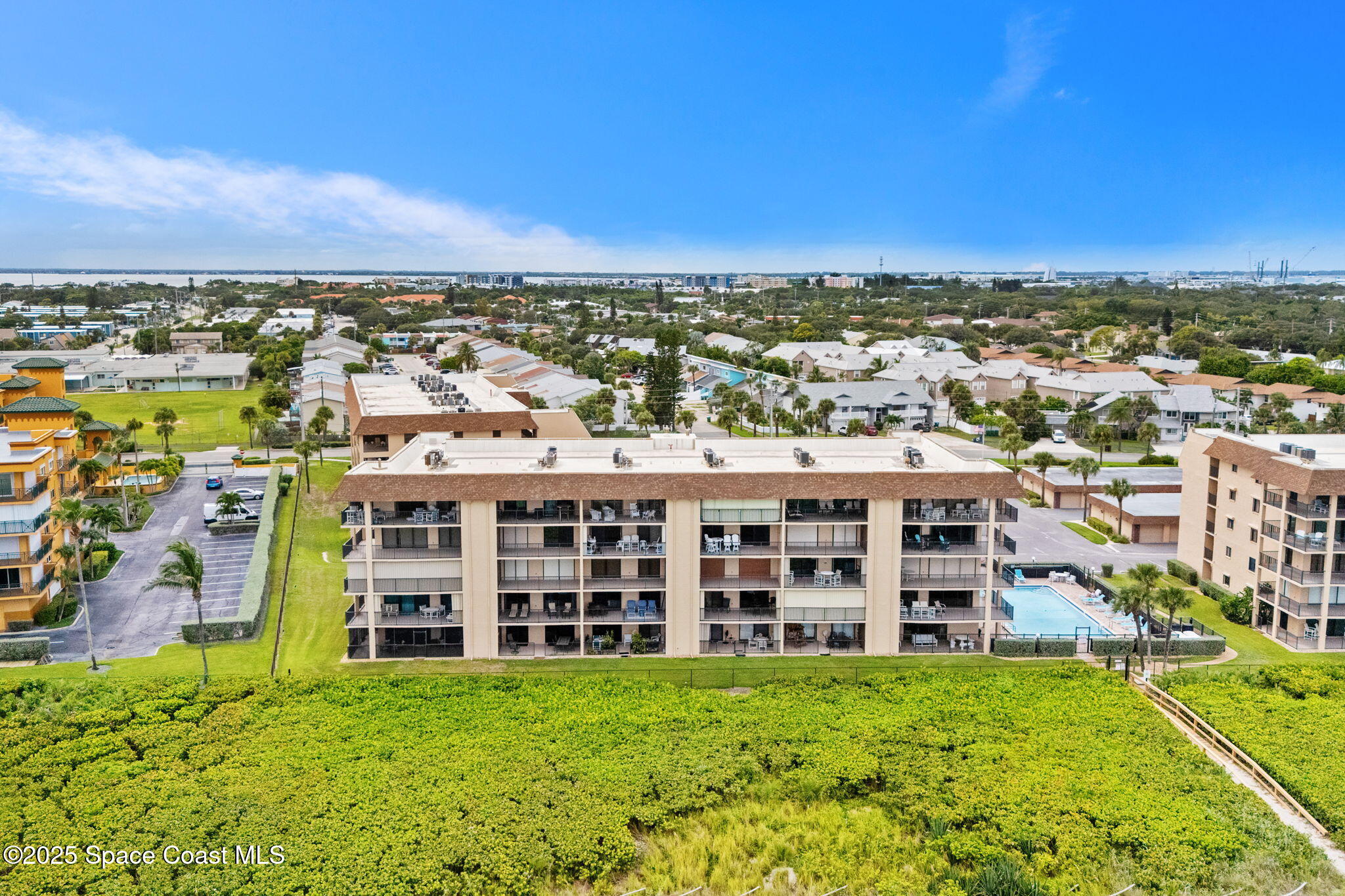 8496 Ridgewood Avenue, 3205