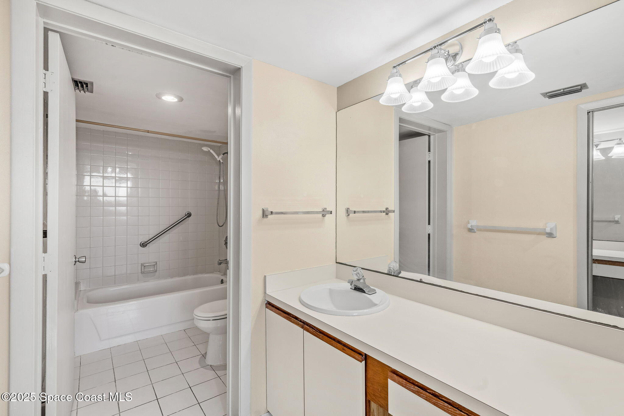 300 Unknown Drive, 3407