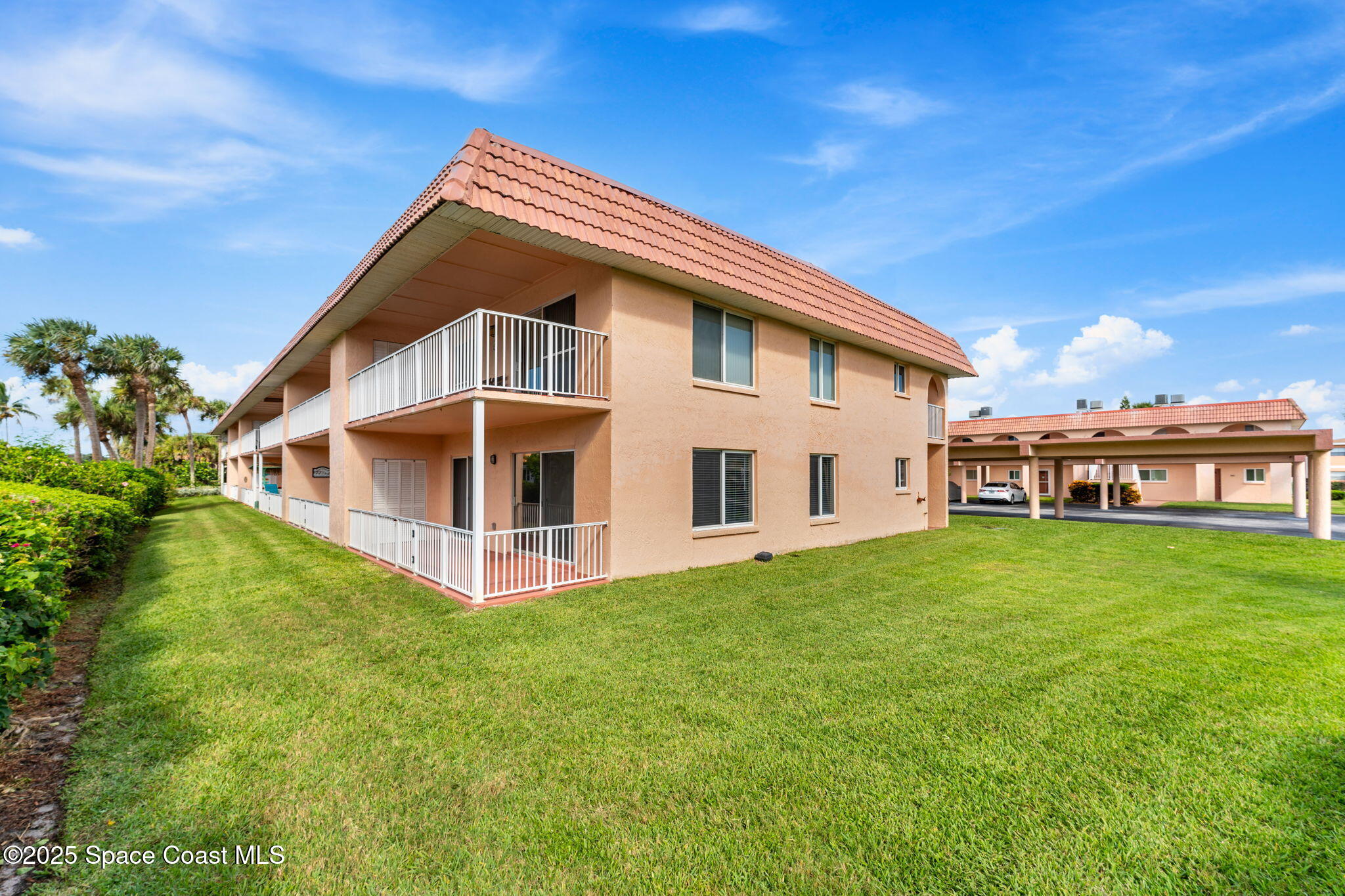 8000 Ridgewood Avenue, 110