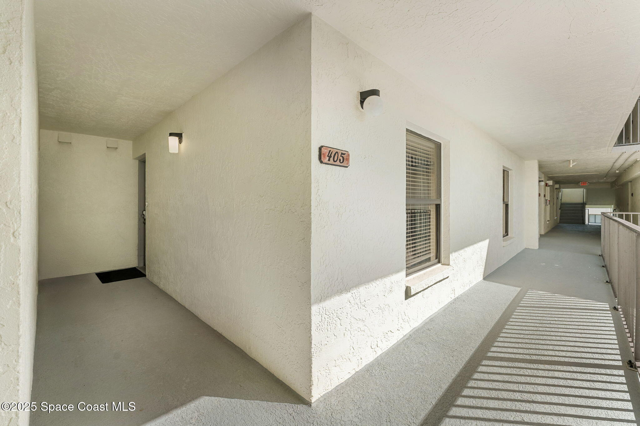 7400 Ridgewood Avenue, 405