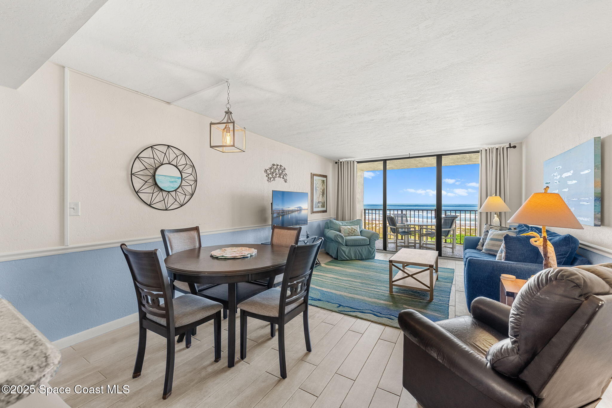 7400 Ridgewood Avenue, 405