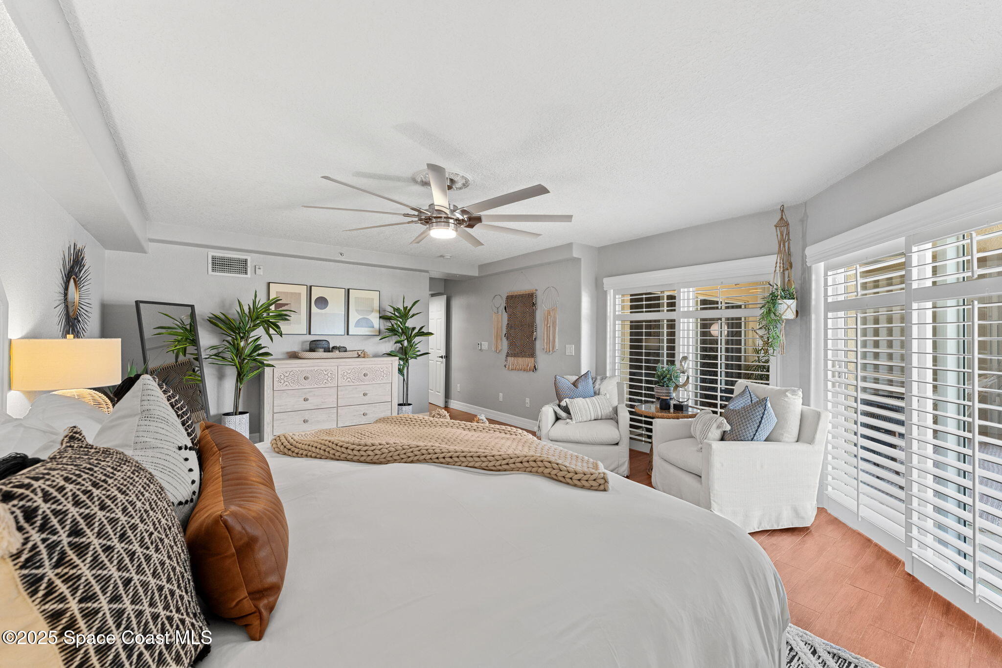 1493 S Atlantic Avenue, 21