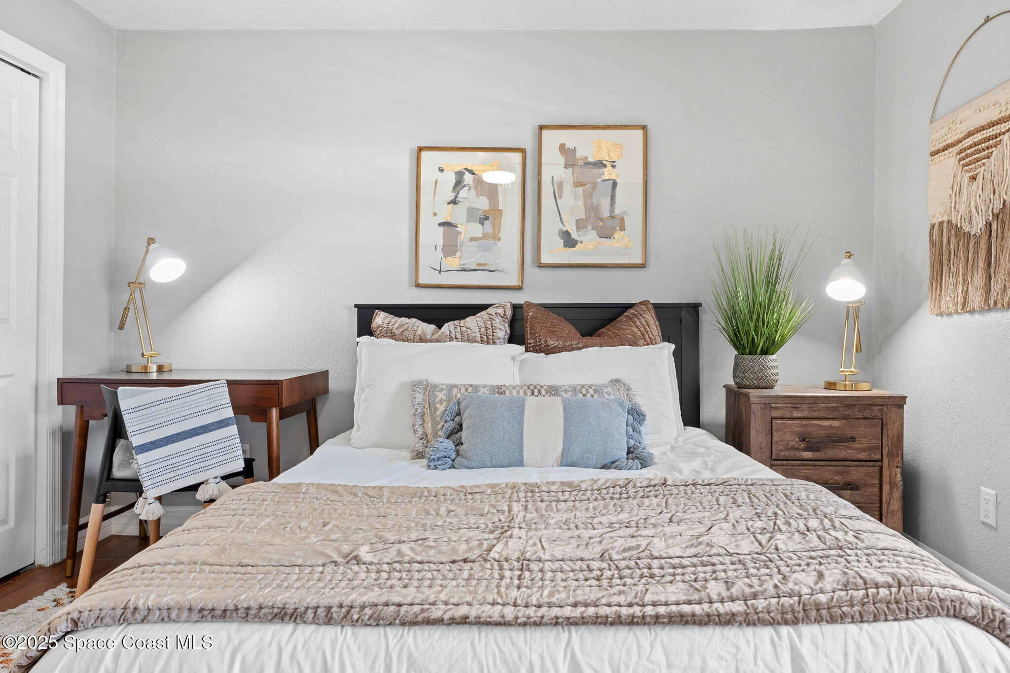 1493 S Atlantic Avenue, 21