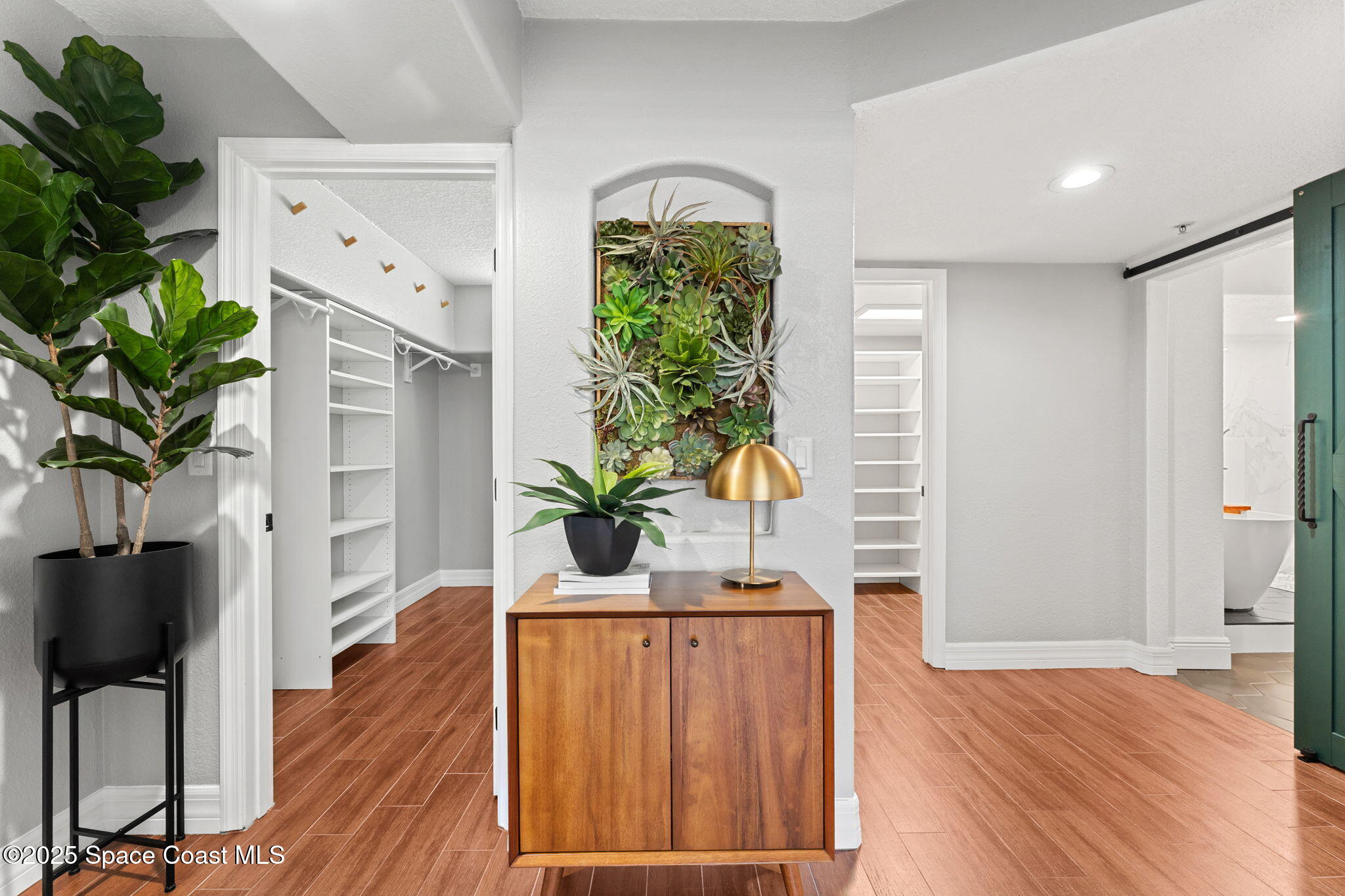 1493 S Atlantic Avenue, 21