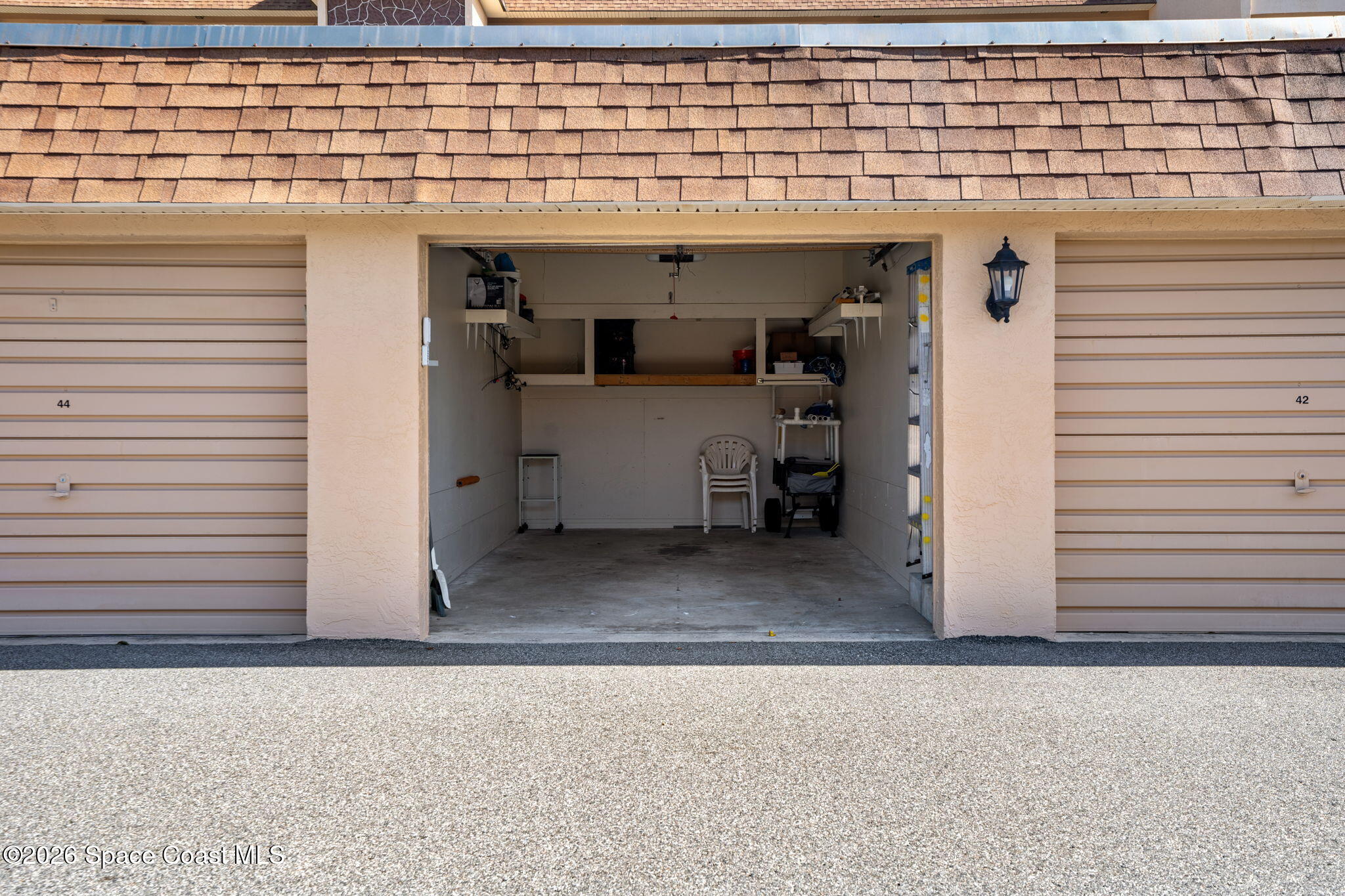 8498 Ridgewood Avenue 2305