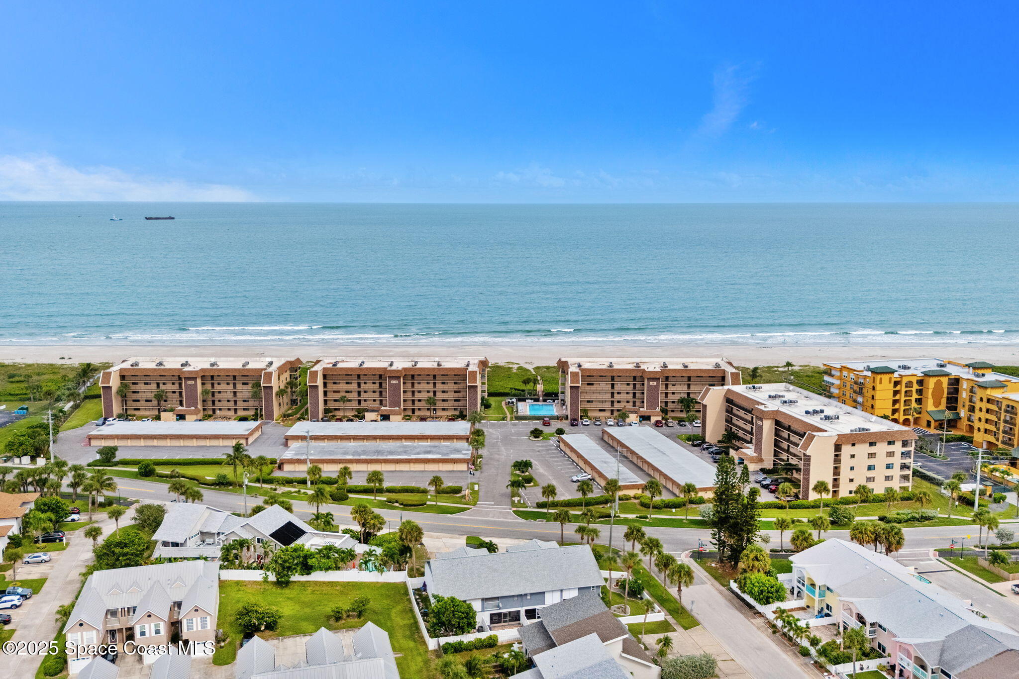 8496 Ridgewood Avenue 3205