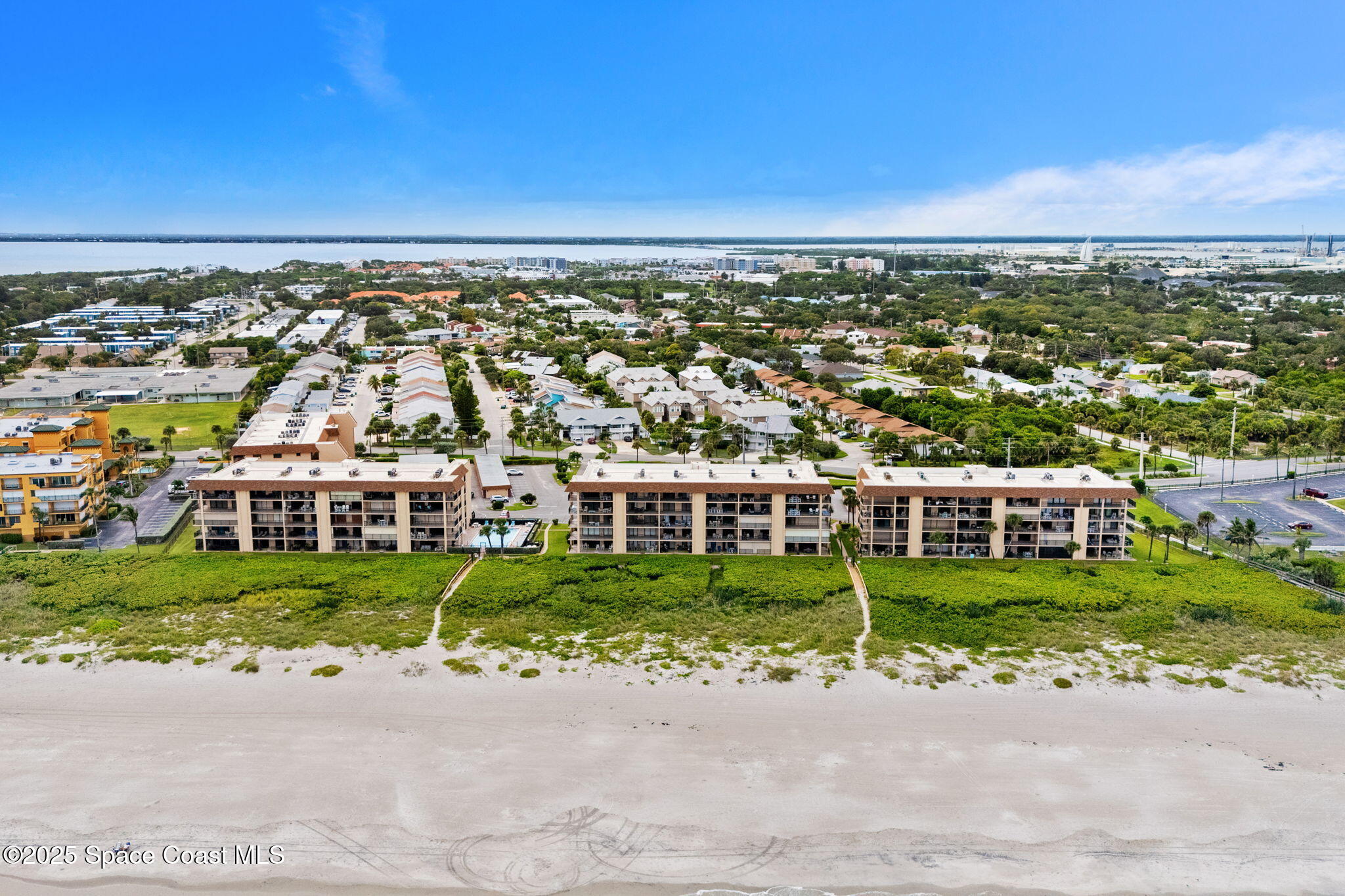 8496 Ridgewood Avenue 3205