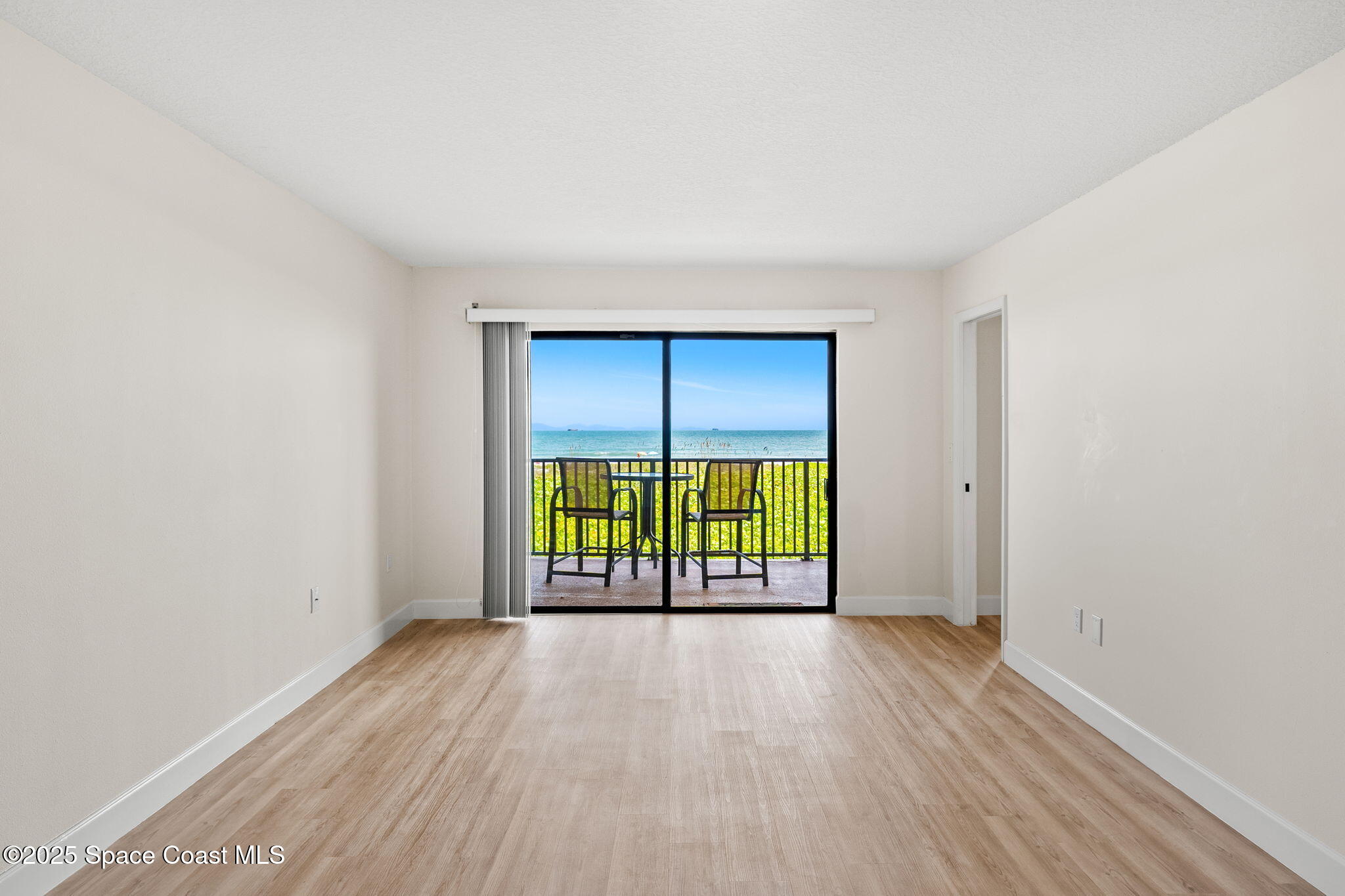 8496 Ridgewood Avenue 3205