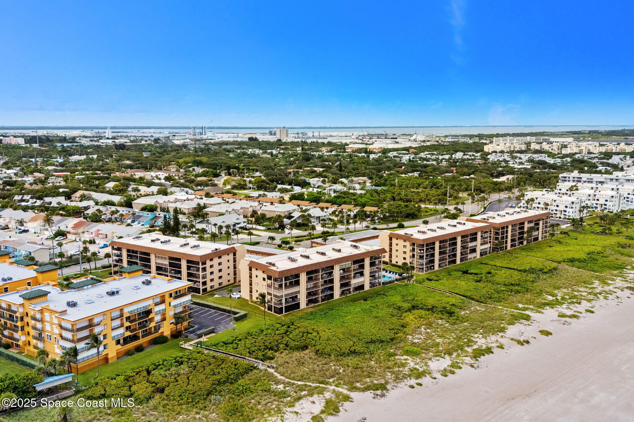 8496 Ridgewood Avenue 3205