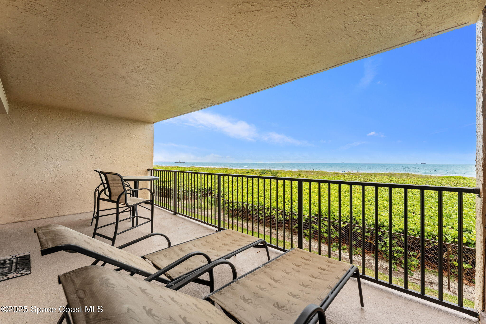 8496 Ridgewood Avenue 3205