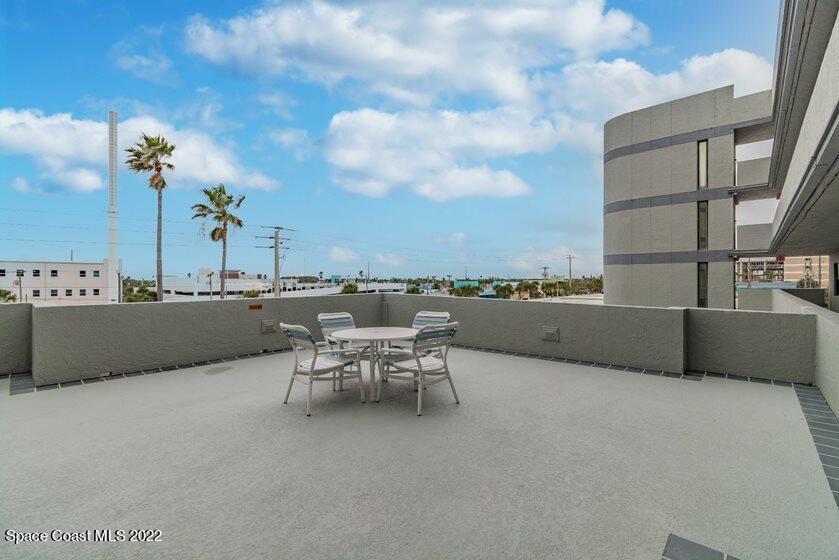 85 S Atlantic Avenue 302