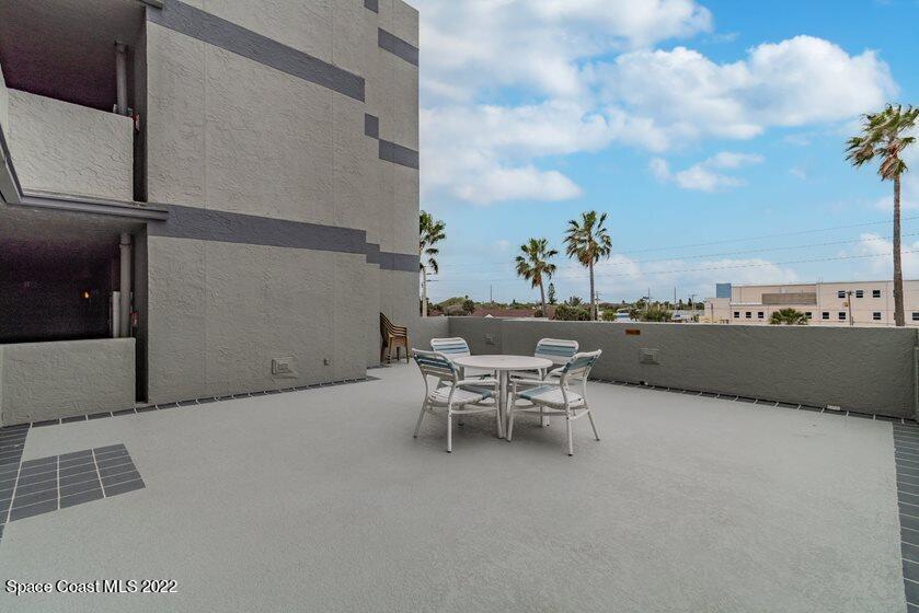 85 S Atlantic Avenue 302