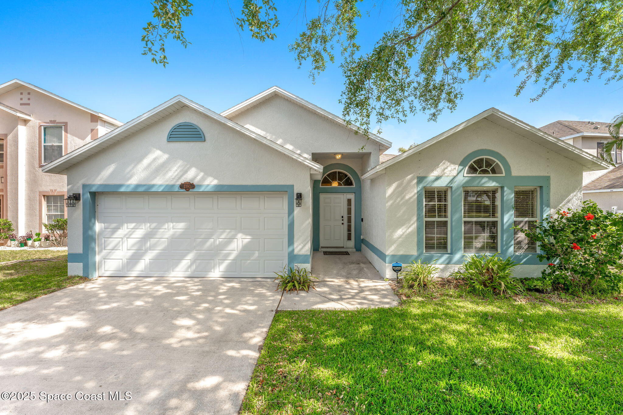 2390 Savannah Boulevard