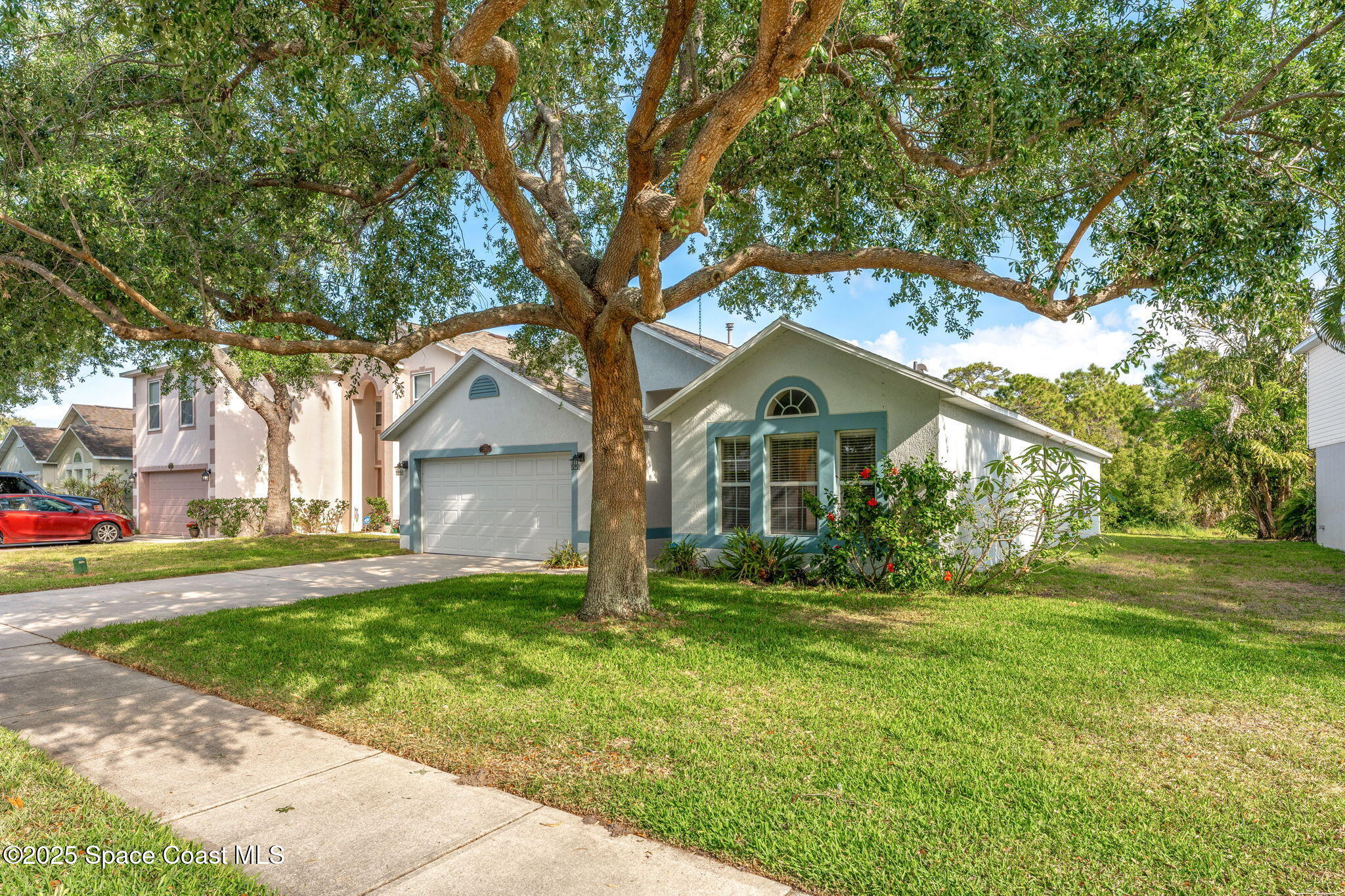 2390 Savannah Boulevard