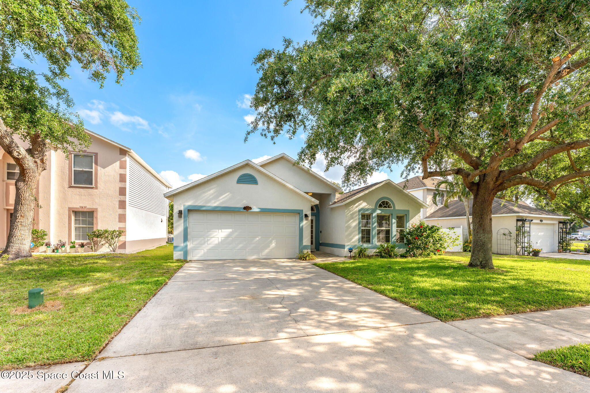 2390 Savannah Boulevard