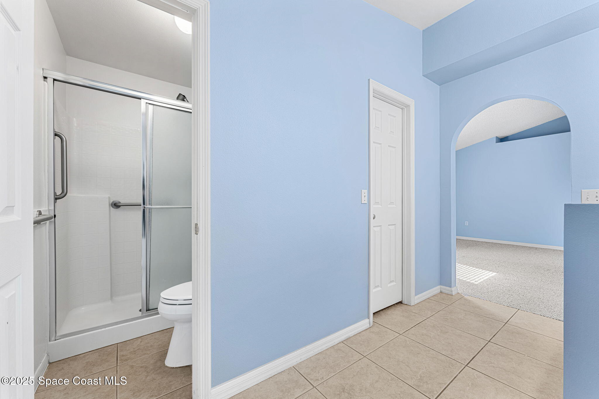 2390 Savannah Boulevard