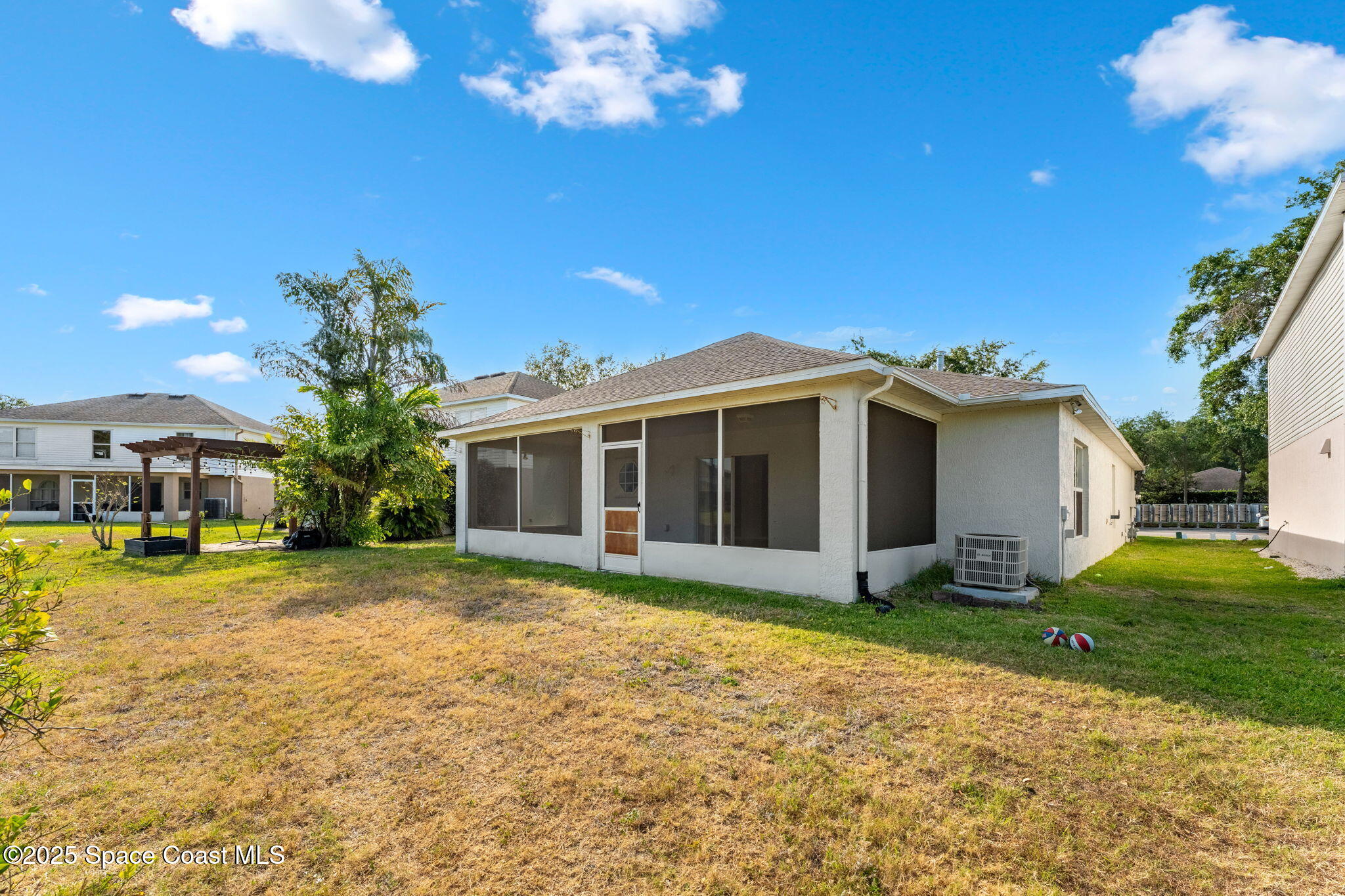 2390 Savannah Boulevard