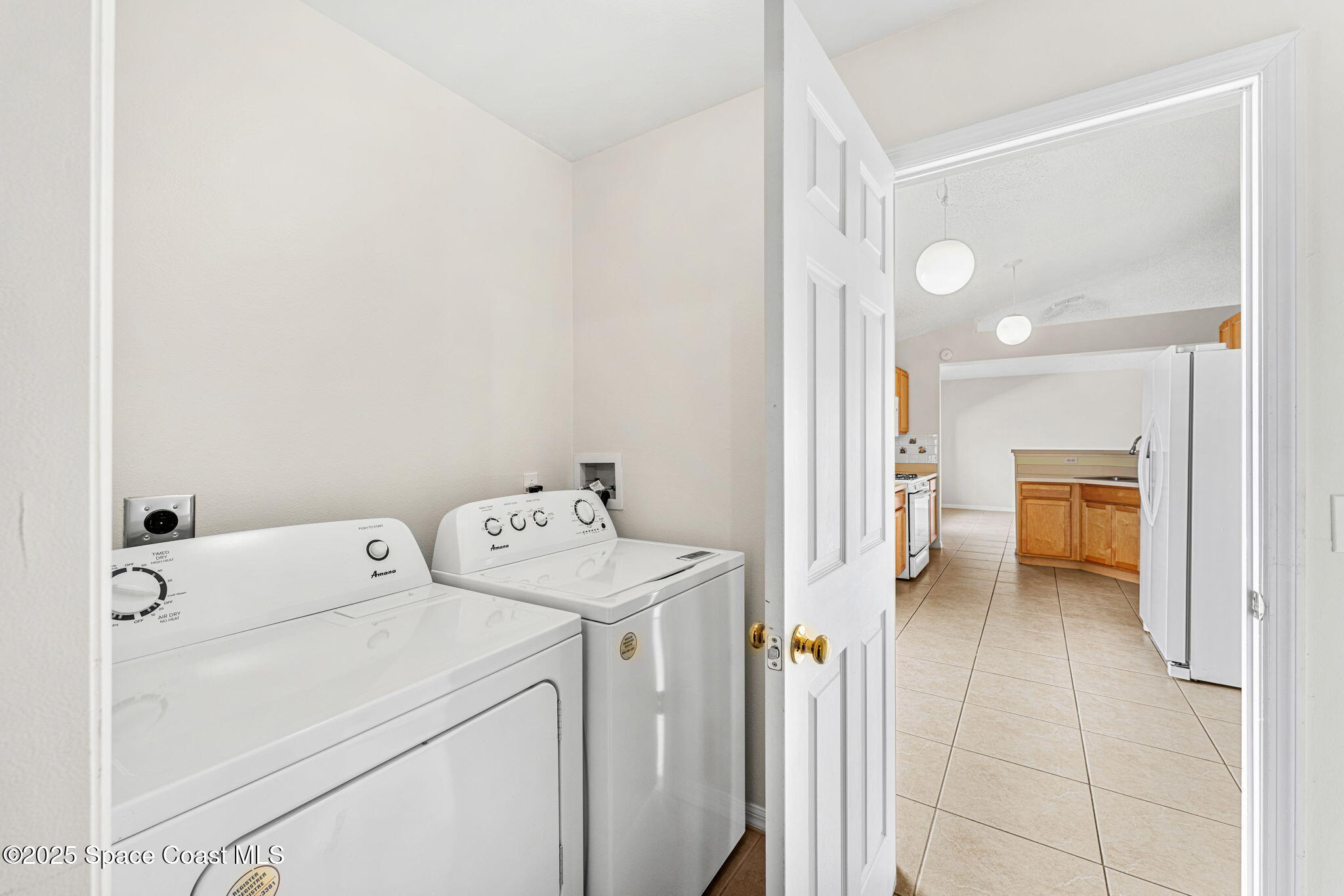 2390 Savannah Boulevard