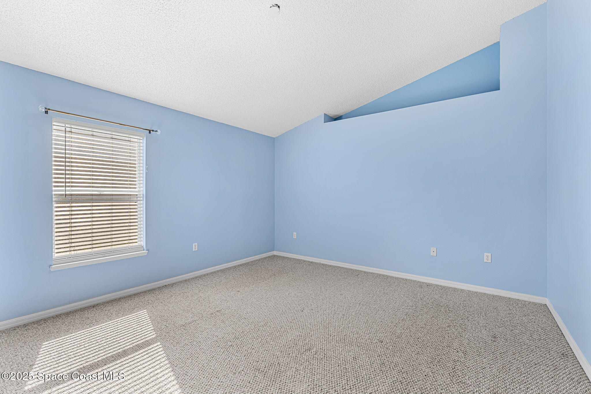 2390 Savannah Boulevard