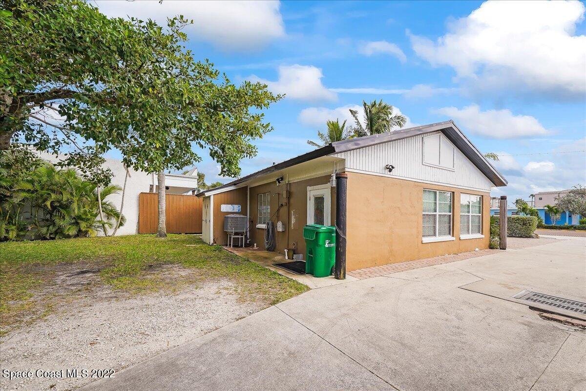 342 N Orlando Avenue Real Estate Only