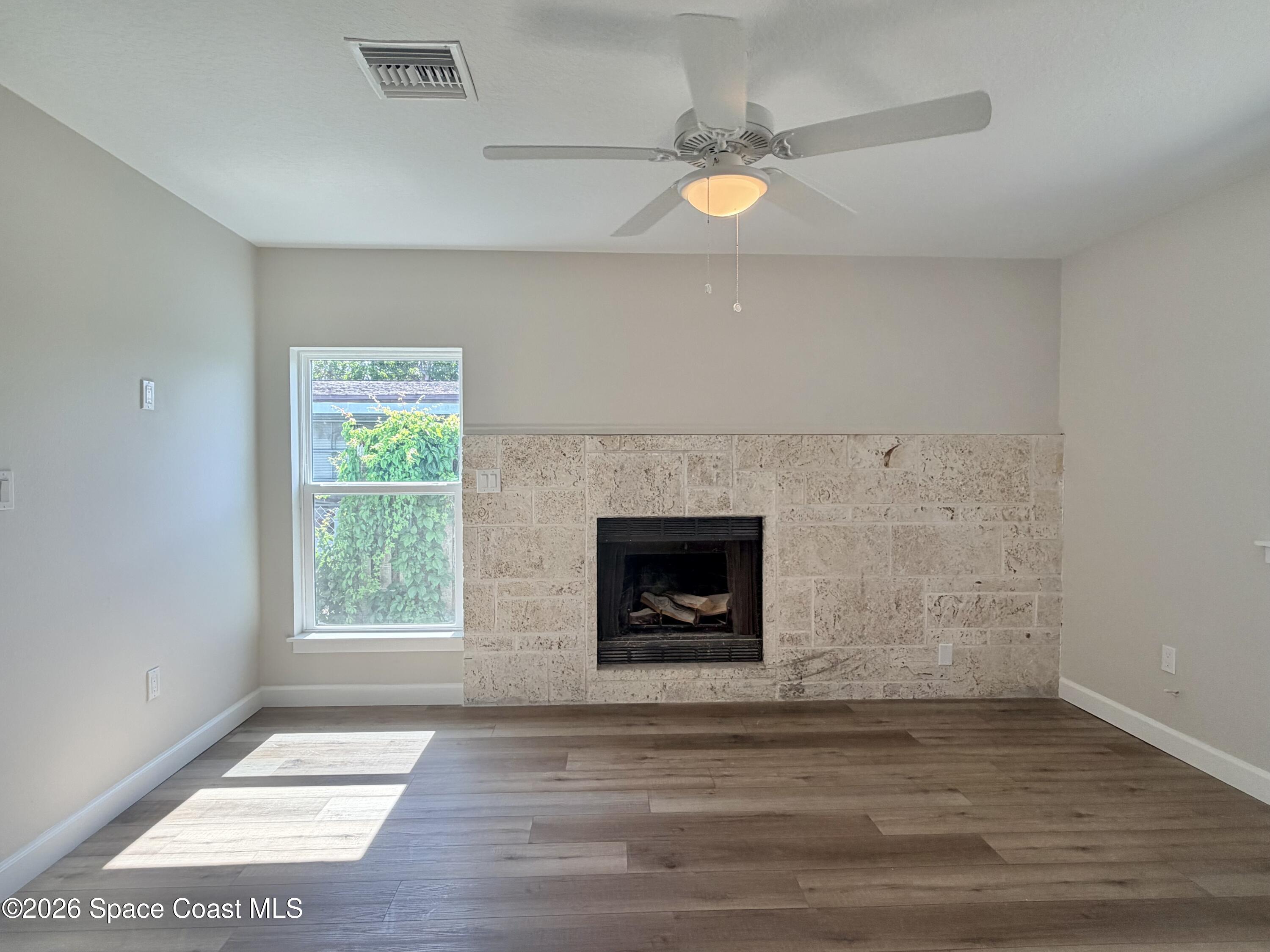 143 E Grant Avenue