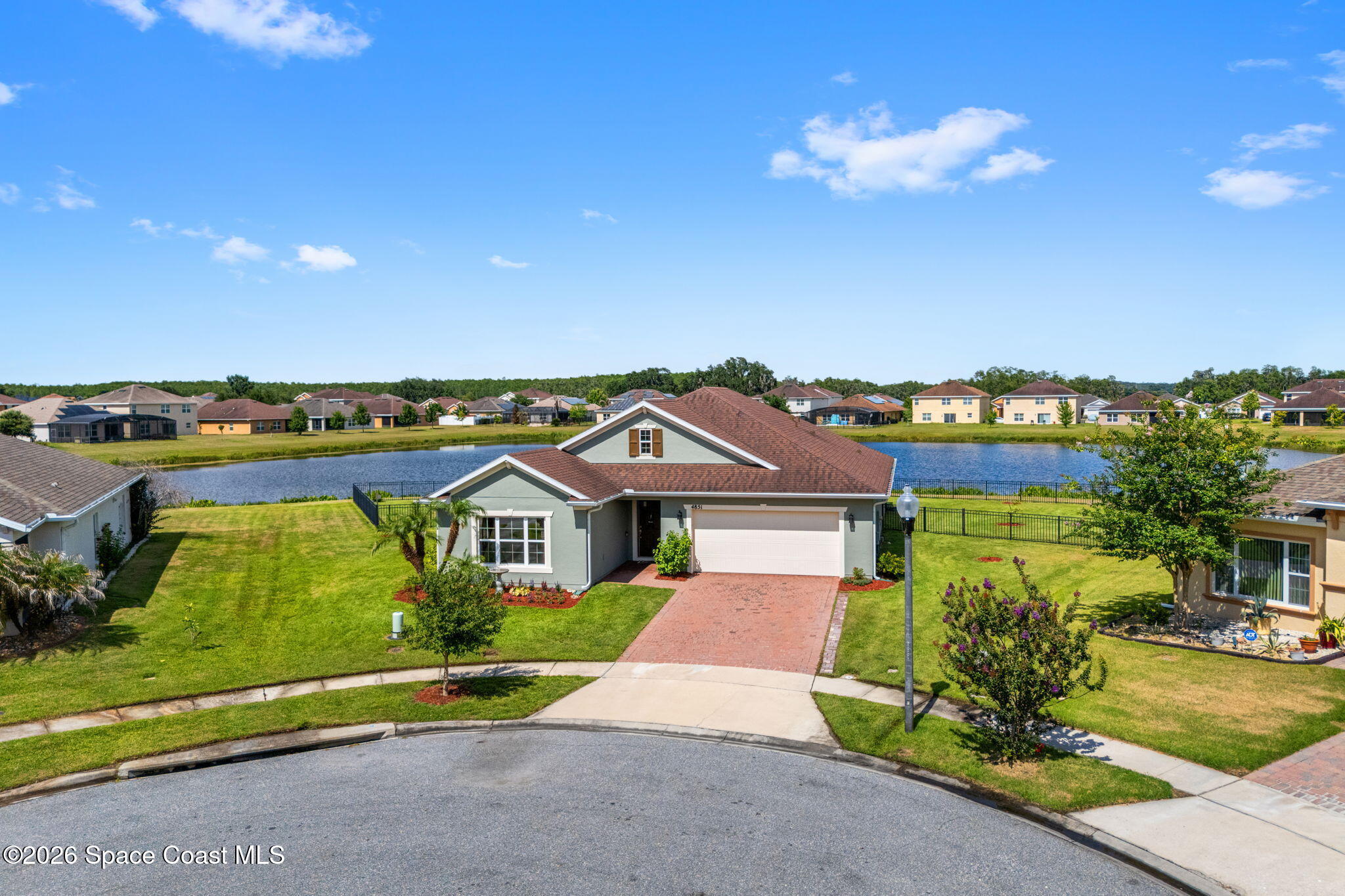 4851 Pearl Lake Court