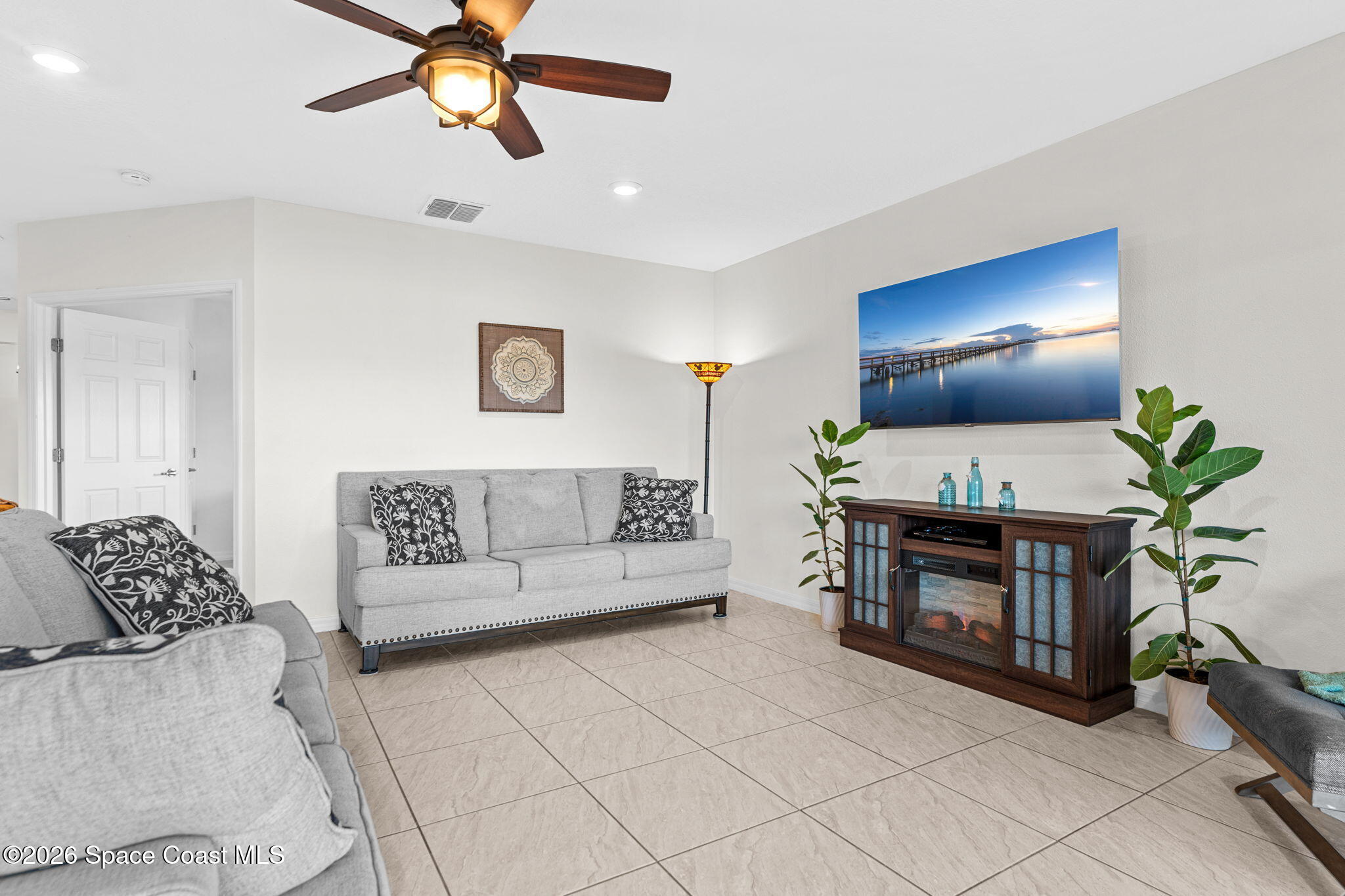 4851 Pearl Lake Court