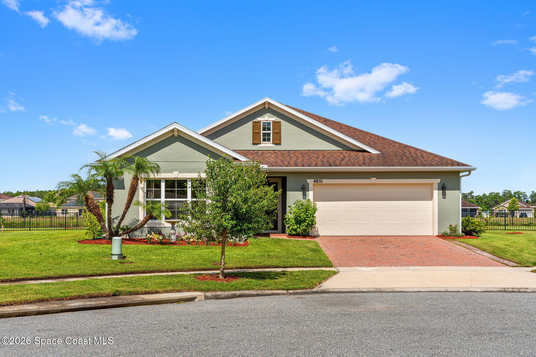 4851 Pearl Lake Court