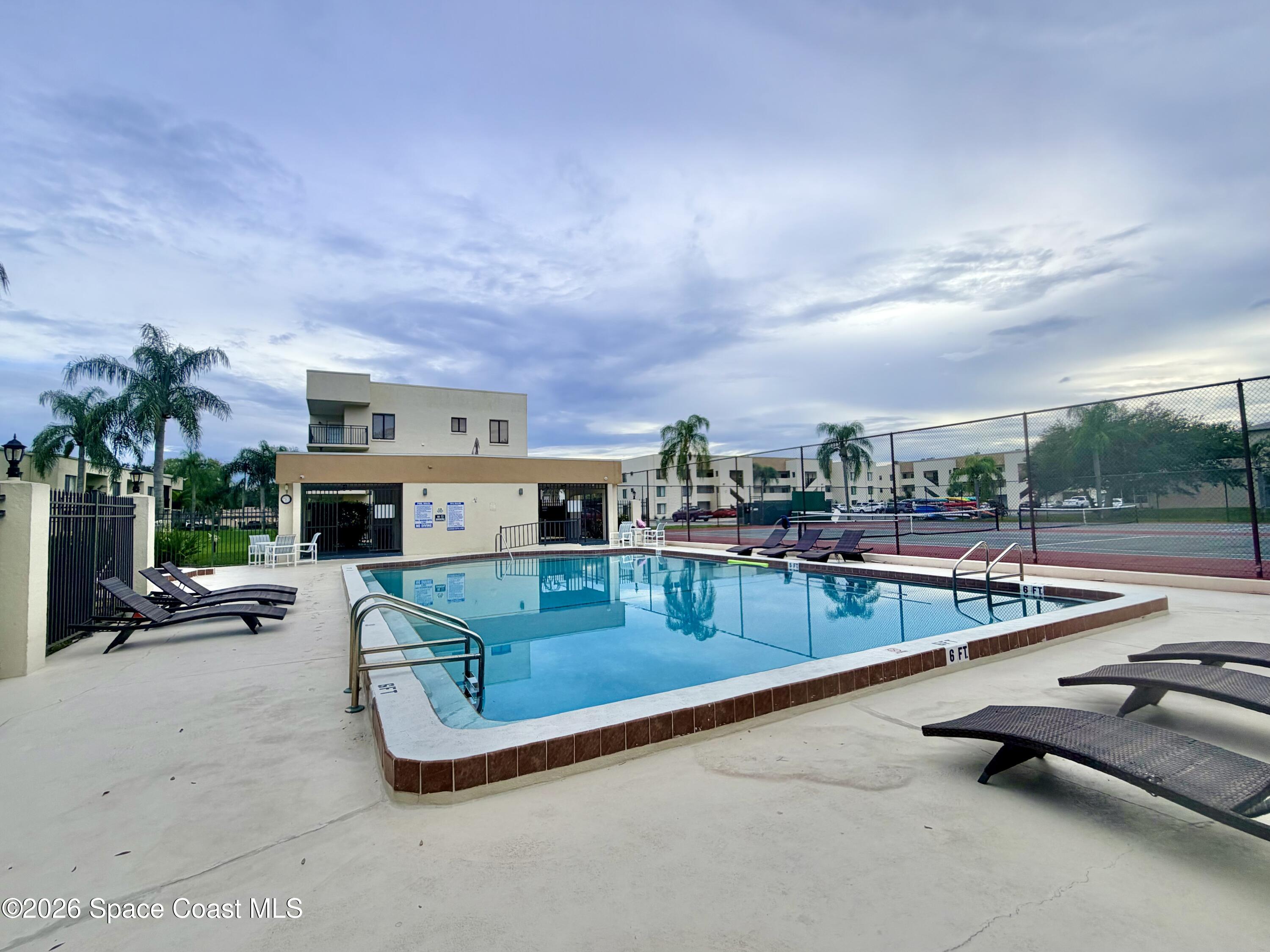 200 International Drive 507