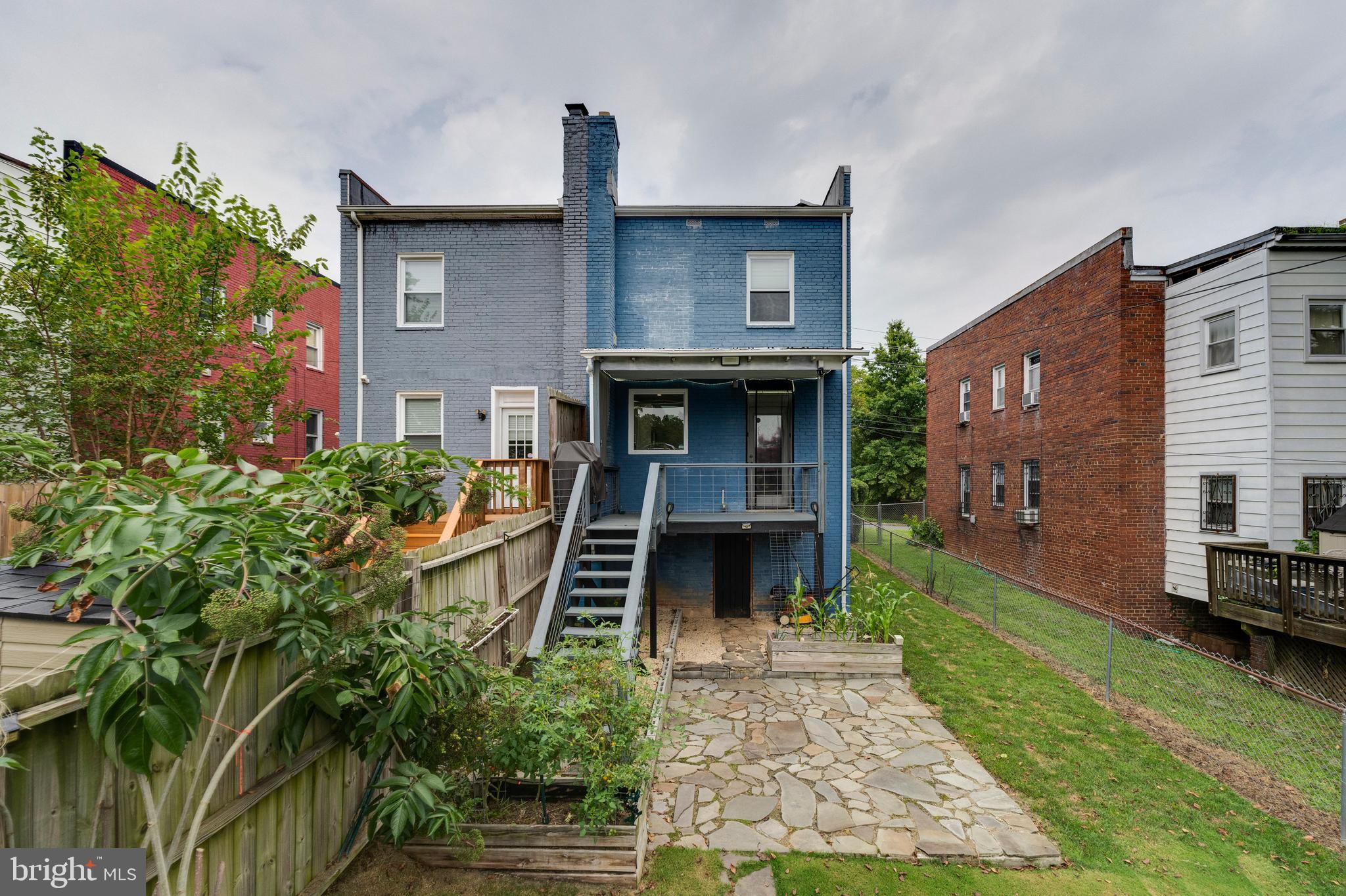 5351 Ames STREET NE