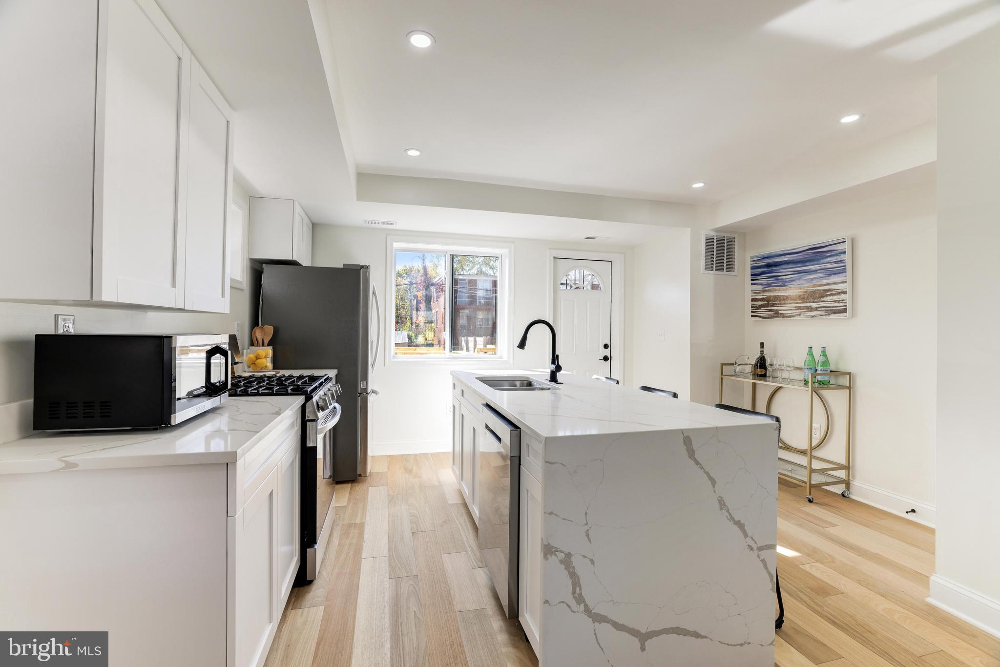 160 Forrester STREET SW