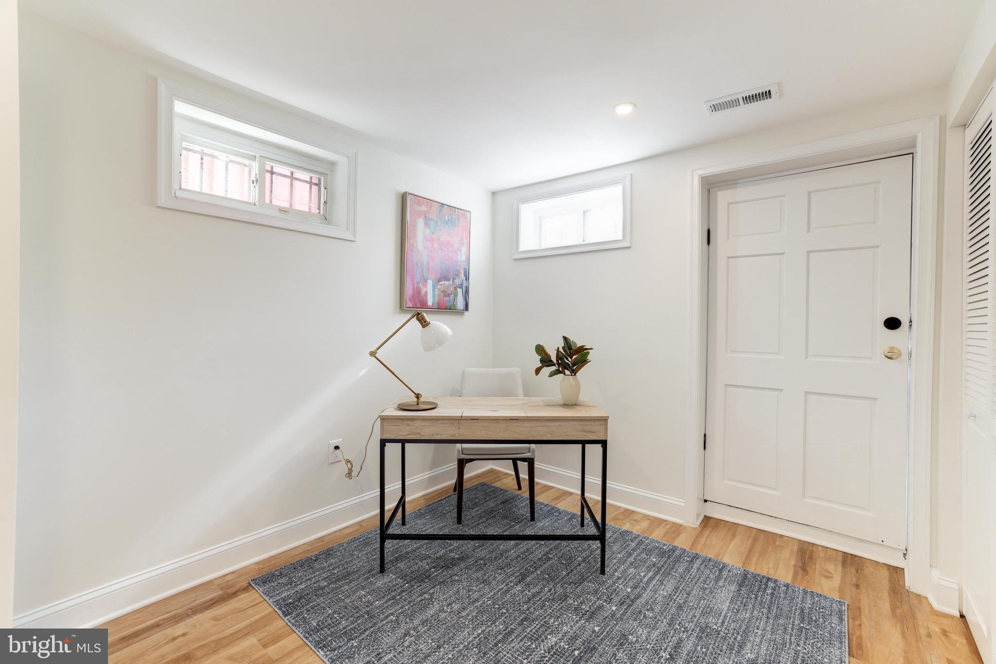 160 Forrester STREET SW