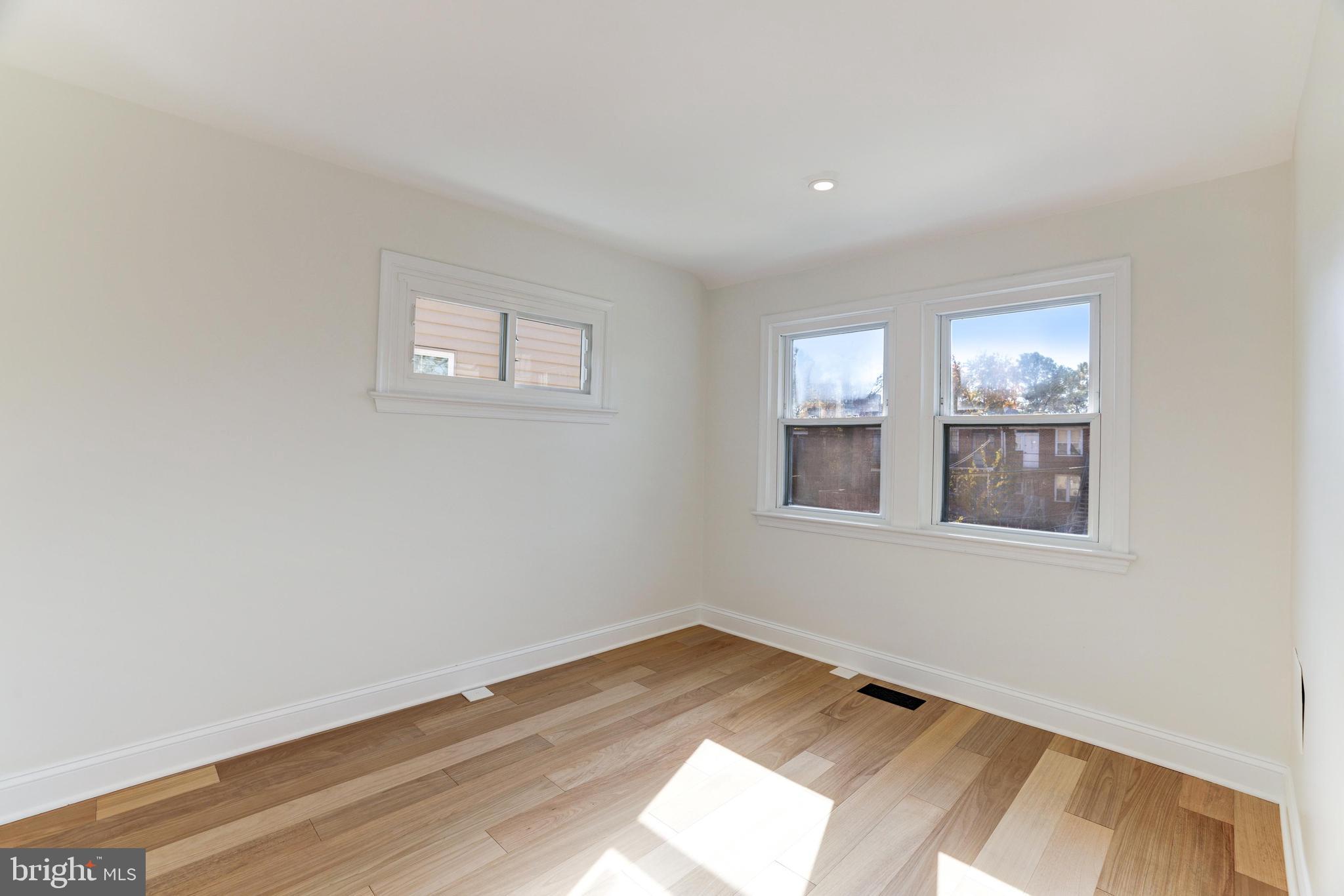 160 Forrester STREET SW